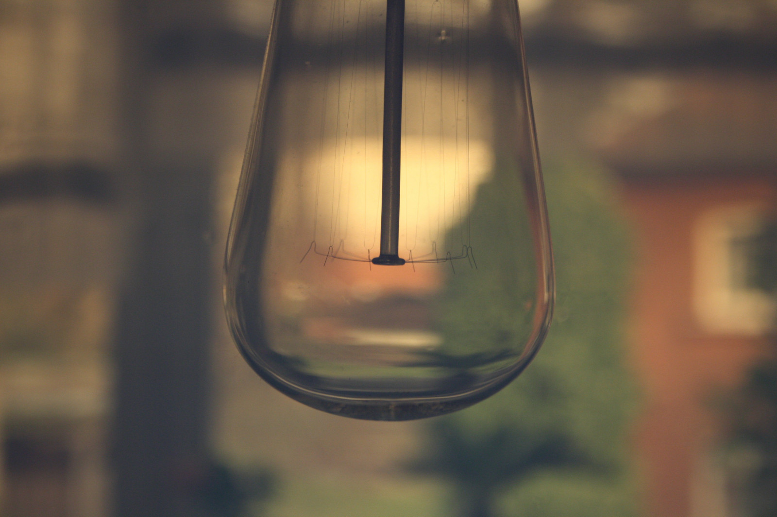 Wallpaper 3888x2592 px, depth of field, glass, light bulb, macro