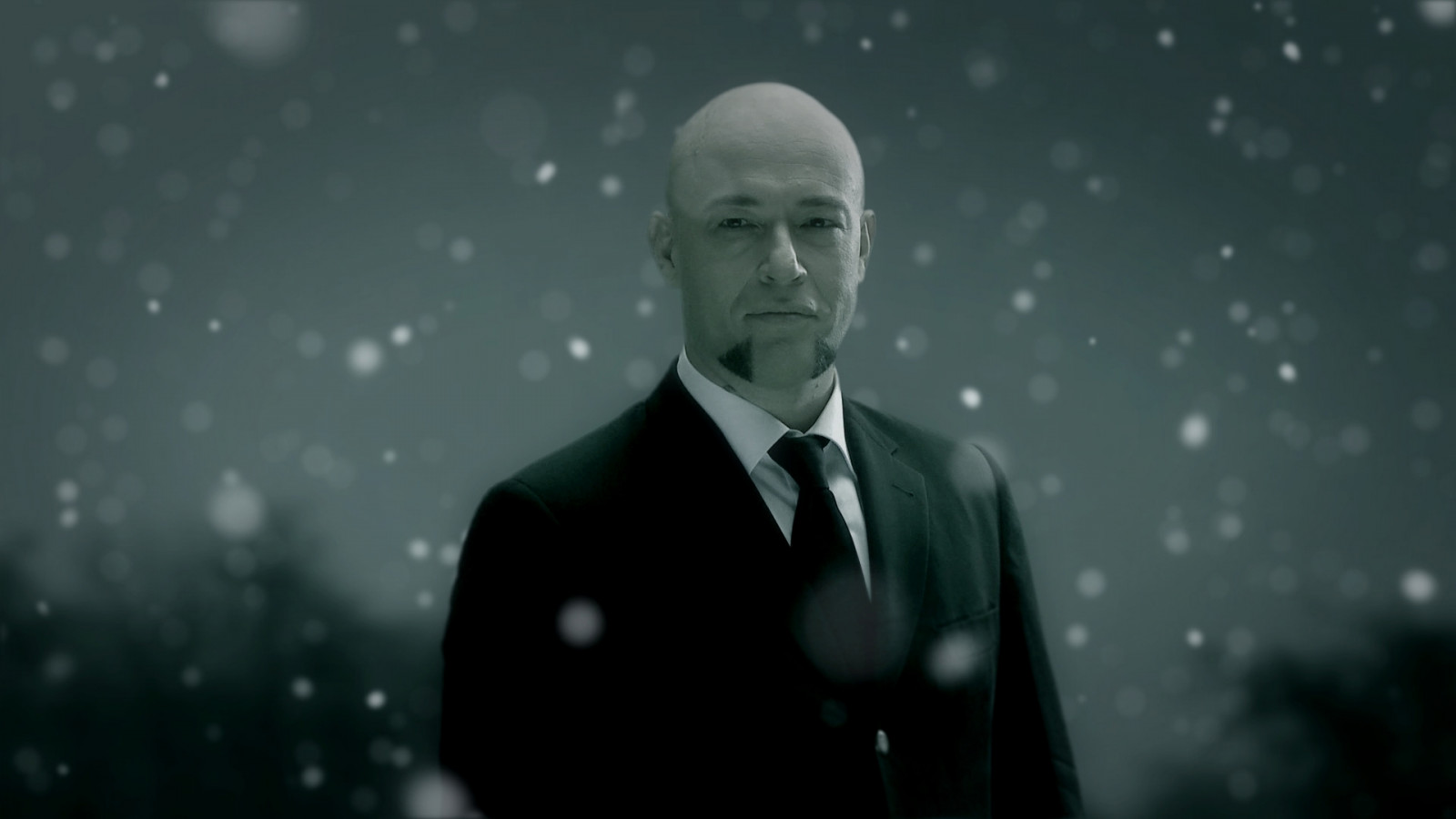 Černá, noc, voda, prostor, nebe, Gentleman, atmosféra, kravata, půlnoc, muž, dívej se, fotografie, film, tma, oblek, Snímek obrazovky, počítač tapeta, zvláštní efekty, plešatý, jev, Unheilig, visual effects