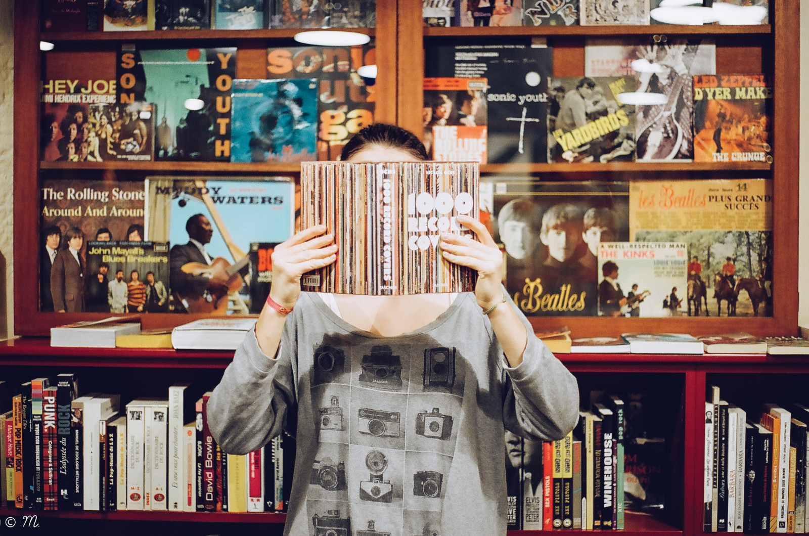 hudba, Francie, evidence, film, dívka, analogový, uniknout, Lyon, vinyl, knihy, canonae1, portra, argentique, filmcommunity, filmfilmforever, handsonfilm, manonvacherphotographie, Lostinpagesproject