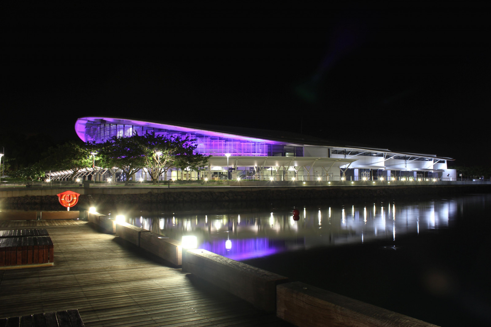 Stadt, Straße, Nacht-, die Architektur, Wasser, Gebäude, Betrachtung, Himmel, Regen, Blitz, Sturm, Brücke, modern, Lagune, Donner, Fahrt, Australien, Ende, Struktur, oben, Uferpromenade, Blitz, 2014, Licht, Gebiet, Wetter, draussen, Nördlich, Gebäude, Beleuchtung, Gewitter, Himmel, Cbd, Stadt, Darwin, von, Sturm, Beta, Garten, Kitchener, Gewitter, Australien, Feuchter, Weer, Meteo, Unwetter, Blitze, Hochhaus, gesehen, Bezirk, Cavenagh, Ozeanien, Schlafzimmer, fixed link