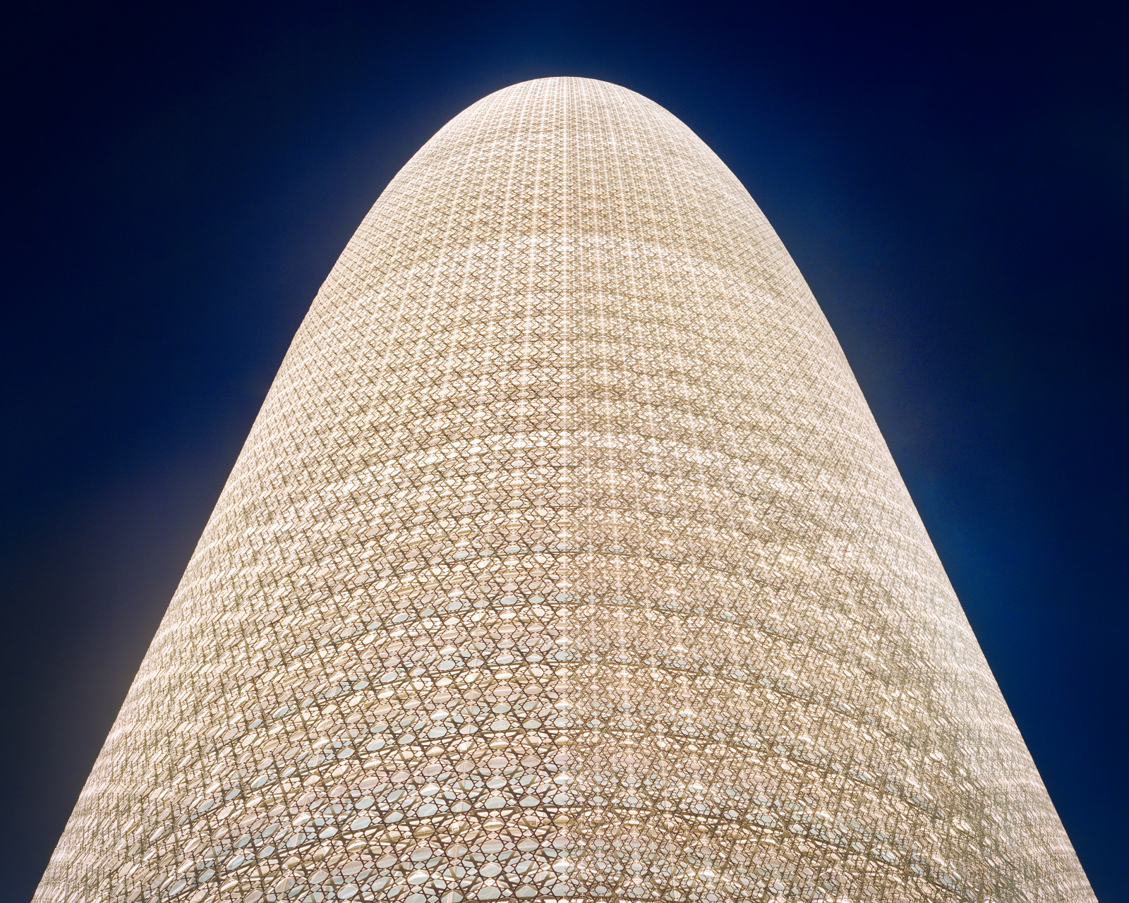 punkt orientacyjny, niebo, wieża, budynek, dzień, drapacz chmur, architektura, symetria, kopuła, pomnik, wieżowiec