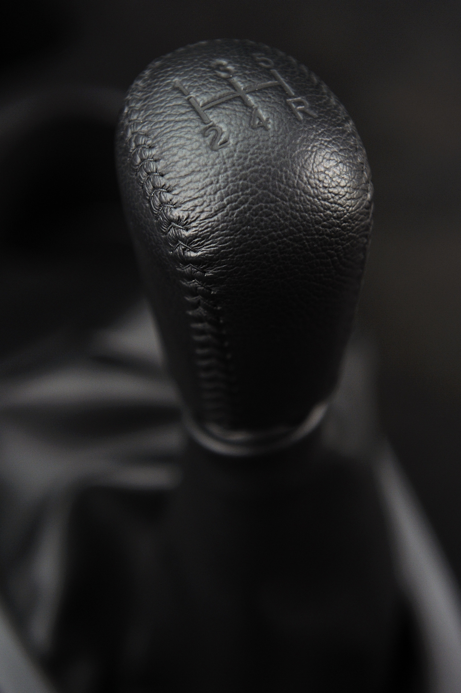 Černá, černobílý, fotografování, mitsubishi, netcarshow, netcar, obrázky vozidel, photo auto, 2014, světlo, oko, ruka, tma, verze Mirage UK, Černý a bílý, monochromatické fotografování, orgán, zblízka, makro fotografie, řadicí páka