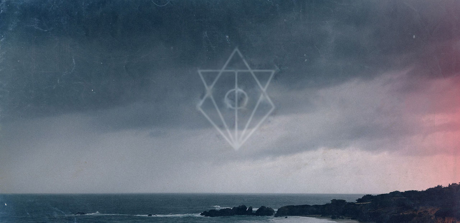 hav, skyer, logo, lyn, storm, klint, vind, torden, I flammer, Jesterhead, Siren Charms, Sky, vejr, bølge, atmosfærisk fænomen, atmosfære af jord, vind-bølge, 1920x933 px