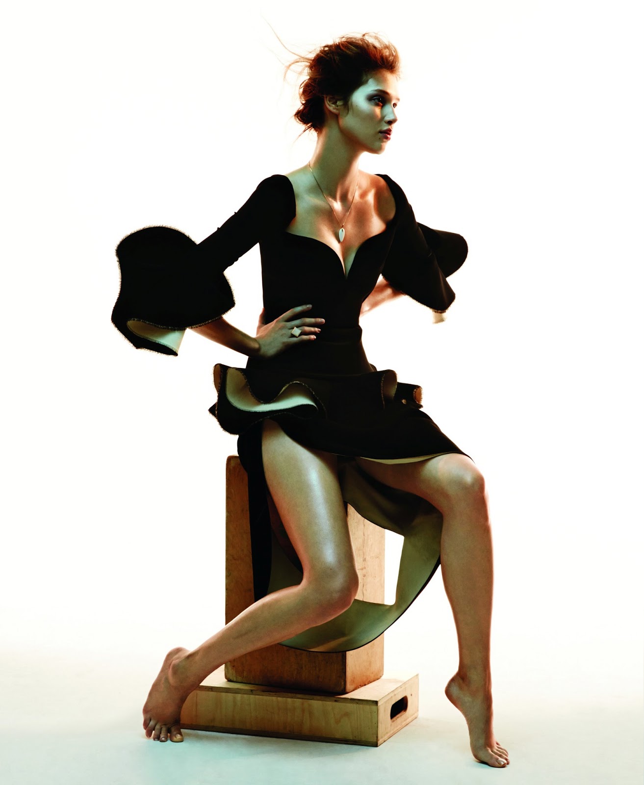 Wallpaper 1313x1600 Px Anais Pouliot 1313x1600 WallpaperUp 