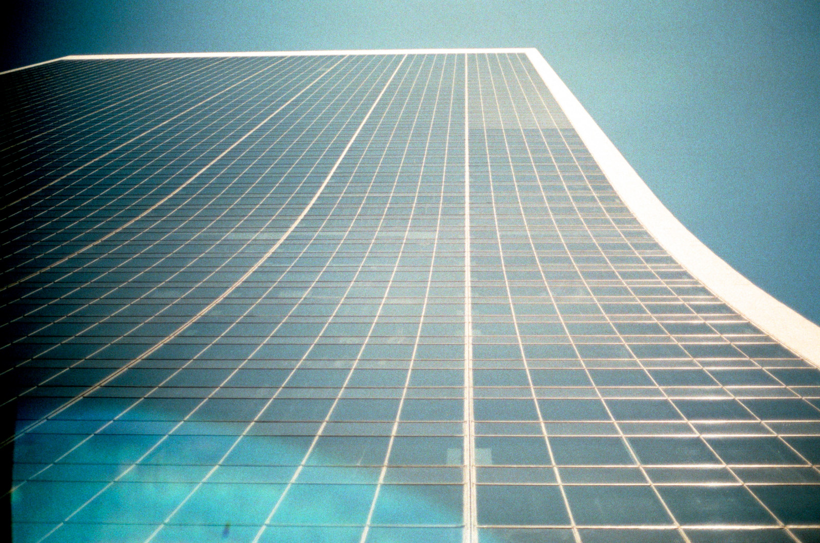 ulice, nyc, New York City, modrý, Okna, nebe, film, nahoru, 35MM, lightleak, midtown, canonae1, canonfd50mmf14, canonfd, solowbuilding