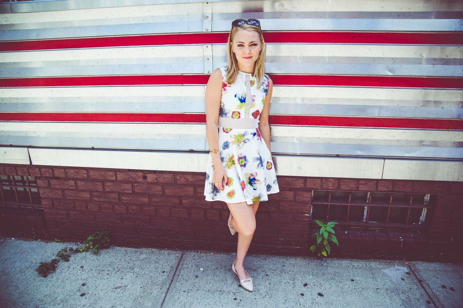 bílý, model, Červené, fotografování, šaty, modrý, móda, jaro, oblečení, AnnaSophia Robb, barva, dívka, krása, sezóna, fotografie, momentka, focení