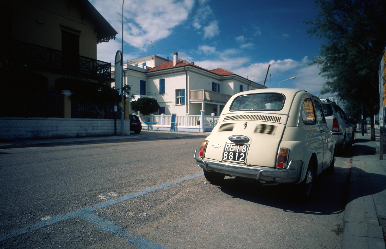 gade, by, Italien, klassisk, bil, Zeiss, fuji, FIAT, CONTAX, Velvia, g2, 500, 50, Fujichrome, Senigallia, RVP, 21mm, biogon, rvp50, soloparking