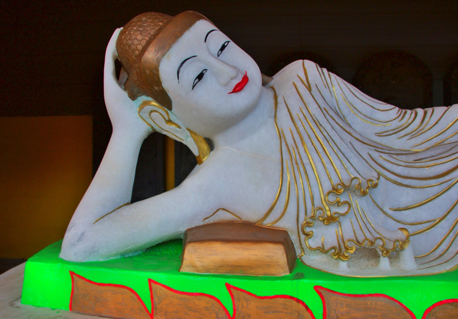 วัด, ภาพประกอบ, พระอาทิตย์ตก, สถาปัตยกรรม, อาคาร, ท้องฟ้า, เอเชีย, เมฆ, แมโคร, การท่องเที่ยว, แม่น้ำ, Canon, ประติมากรรม, รูปปั้น, โลก, แคนาดา, เลนส์, ที่เดิน, ความสงบ, หัว, Ontario, ดึงดูด, กบฏ, พระโพธิสัตว์, ศิลปะ, สี, เขต, กลางแจ้ง, พุทธศาสนา, ศิลปะ, สีบรอนซ์, สถานที่สำคัญ, sigma, onasill, ดู, เว็บไซต์, sl1, บน, 18250 มม, แกะสลัก, สิบ, ต้อง, ซับซ้อน, ทัวร์, Niagara Falls, พัน, เจดีย์, ฉาน, ธรรมะ, rd, จาม, buddhas, นำทาง, พระพุทธรูป, sarira, avalokitesvara s