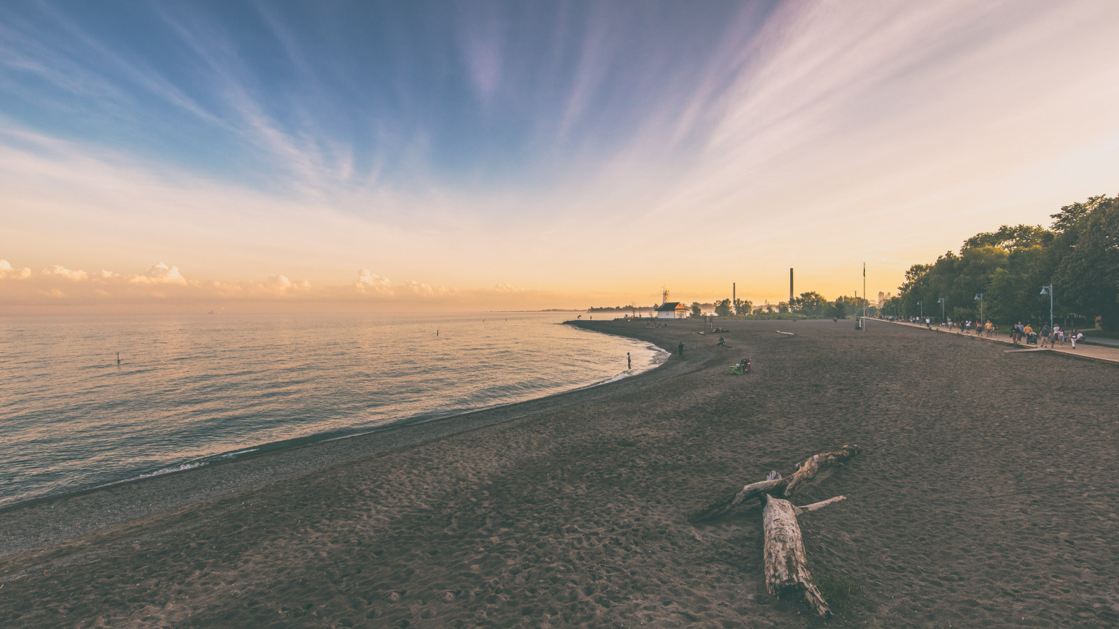 mrak, voda, nebe, atmosféra, Příroda, pláž, strom, tělo z vody, coastal and oceanic landforms, dřevo, soumrak, odlesk, atmosférický jev, svítání, krajina, mořská vlna, horizont, západ slunce, písek, pobřeží, uklidnit, mys, asfalt, město, vlna, Natural landscape, pobřeží, svítání, Skála, večer, silnice, oceán, odraz, půda, povrch vozovky, slunce, stín, zima, tropy, zvuk, záliv, moře, slapy, dovolená, astronomický objekt, červená obloha v dopoledních hodinách, mořský pták, noc