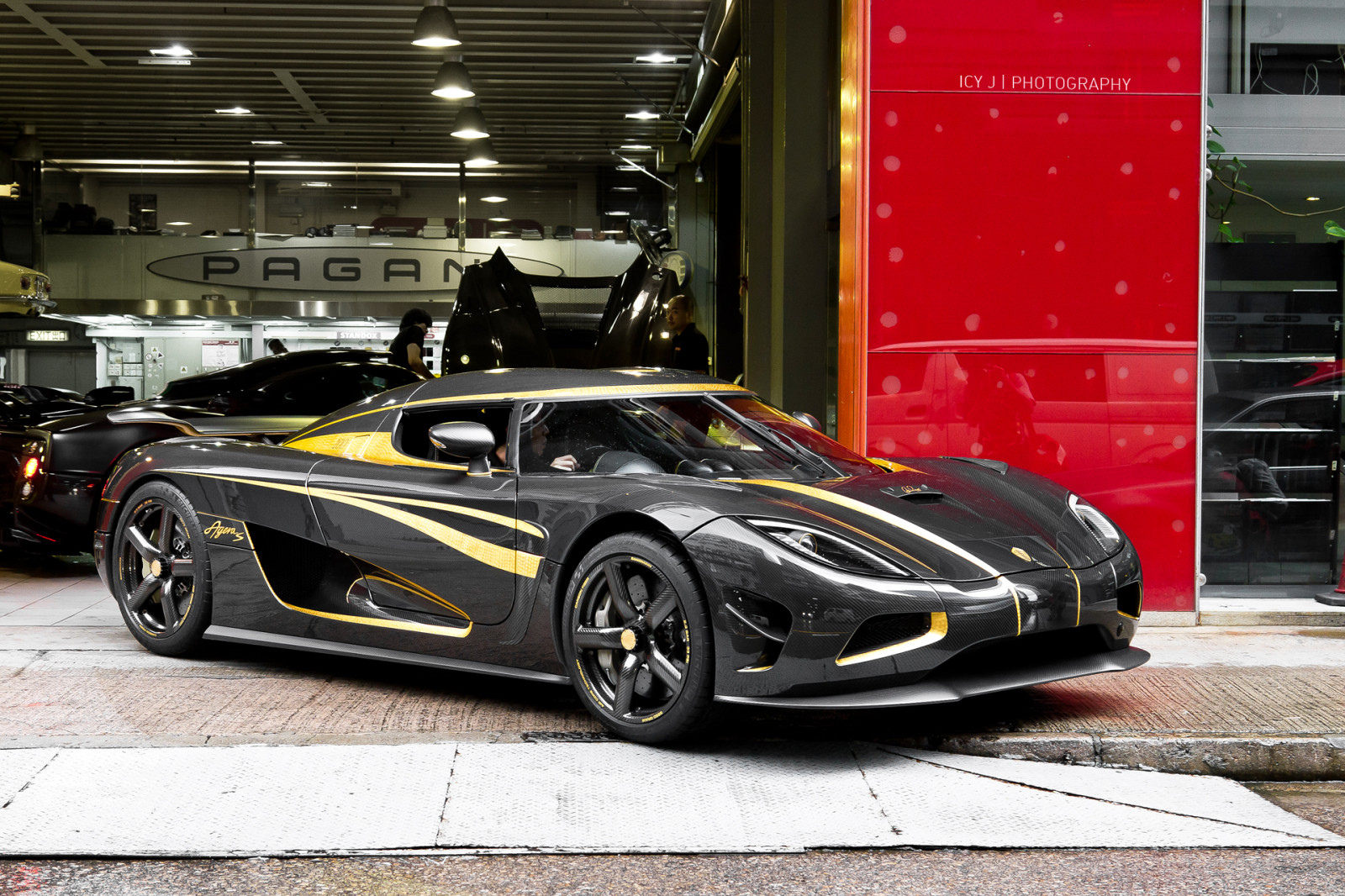 auto, pozemní vozidla, motorové vozidlo, vozidlo, sportovní auto, automobilového designu, auto show, superauto, výkon auta, automobilový exteriér, kolo, okraj, závodní auto, osobní luxusní automobil, automotive wheel system, koncept vozu, Koenigsegg CCX