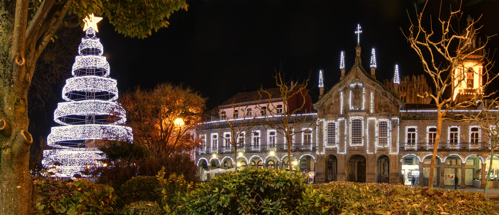 světla, temný, město, panoráma města, noc, zima, večer, Kánon, město, Vánoční strom, Vánoce, ATX, Dovolená, Vánoční osvětlení, metropole, Portugalsko, zámek, DX, 2014, strom, F28, pano, Vánoce, osvětlení, panoramatický, navidad, pro, Vánoční osvětlení, mezník, výzdoba, 550D, fasáda, Cidade, noite, Tokina, turistická atrakce, vánoční dekorace, luzes, rodný, Braga, 1116mm, af, 116, Arcada, Luzesdenatal, Fotopro