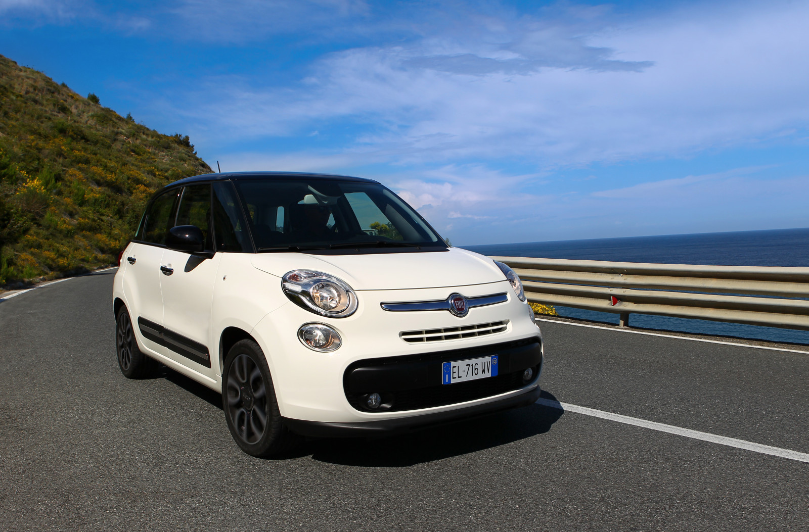 Auto, Fahrzeug, Fiat 500, FIAT, Netcarshow, Netcar, Auto Bilder, Auto Foto, 2014, 500L, Landfahrzeug, Automobil-Design, Automotive außen, Automobil machen, Familienwagen, Stadtauto, Kompaktes Sportfahrzeug