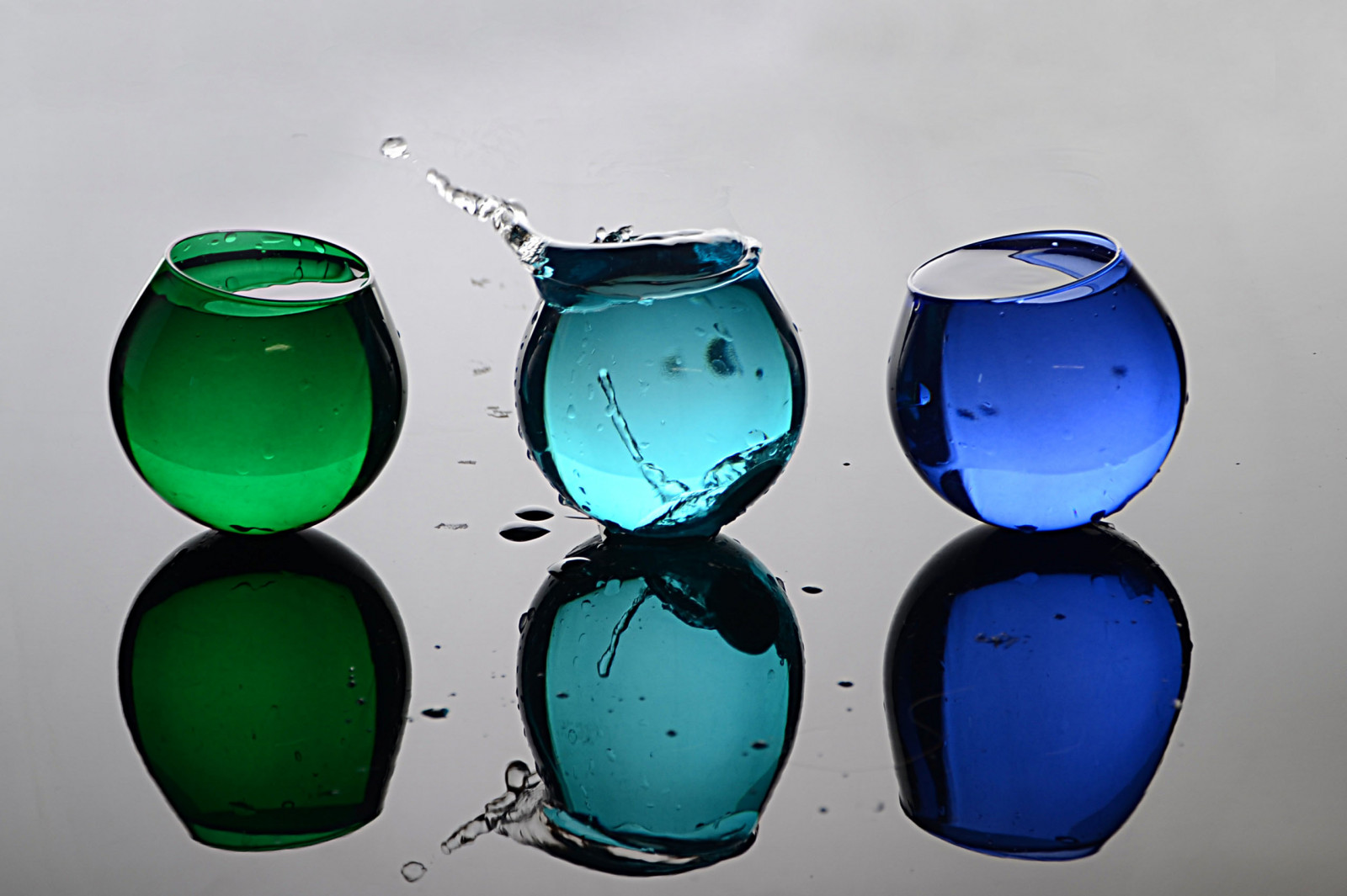 cambridge, stálý život, odraz, Studio, 50mm, brýle, kapičky, Nikon, poháry, Penny, povstání, kaluž, oběžník, nakloněná, snaphot, flickraward, D7000