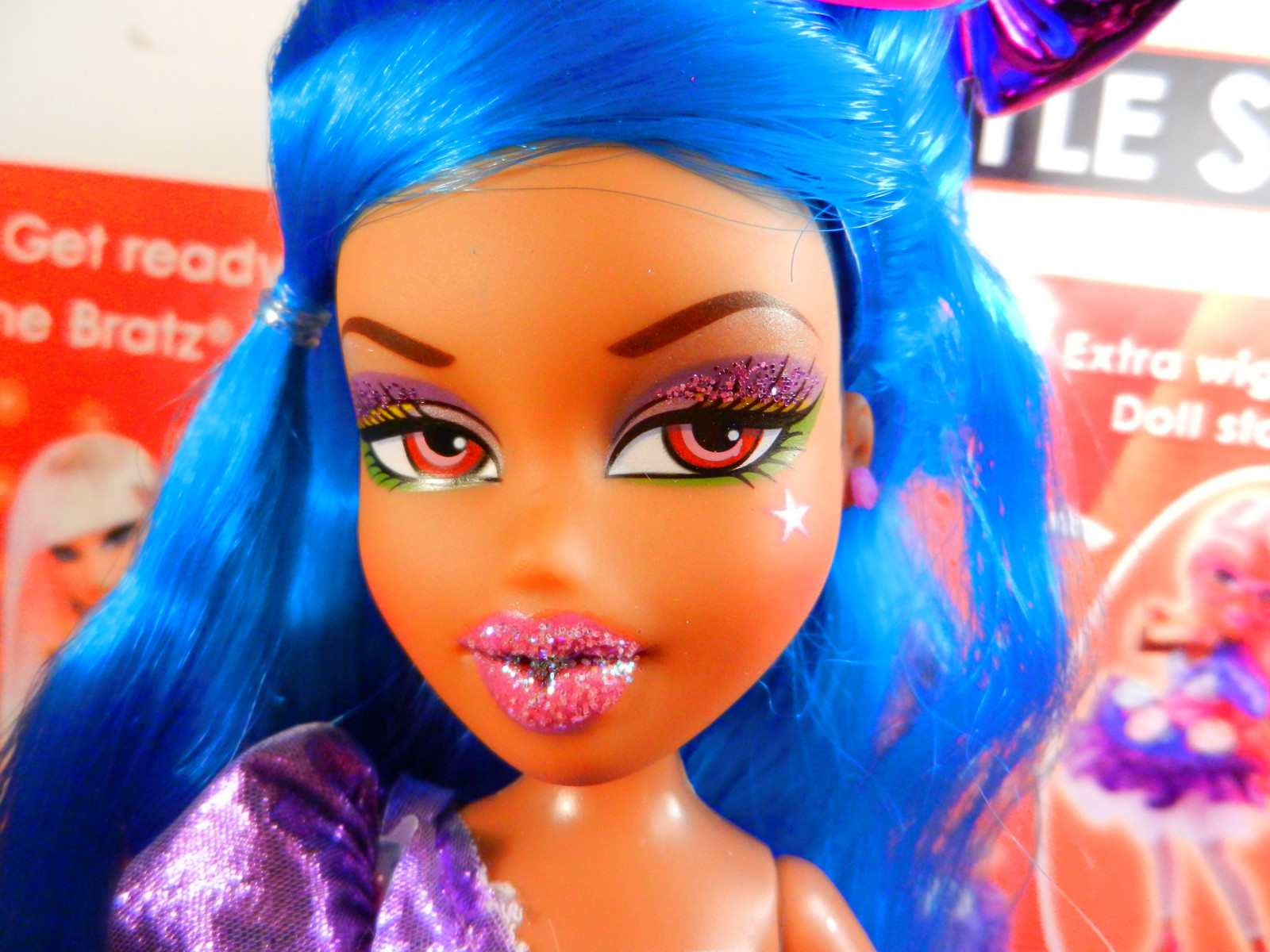 Nový, hudba, podzim, nahrát, vlasy, hvězda, video, promo, panenky, hrát si, katy, píseň, Posouzení, styl, pop, zábava, Sasha, paruky, MGA, hruškový mošt, Starz, 2012, bratz, Youtube, mgae, Fa12, Alexbabs12345