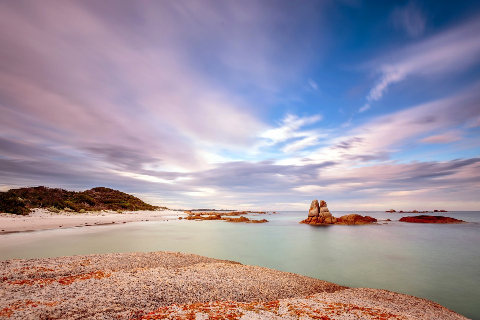 slunečnímu záření, krajina, západ slunce, moře, záliv, jezero, Příroda, pobřeží, odraz, nebe, fotografování, pláž, svítání, večer, ráno, pobřeží, horizont, soumrak, mrak, hora, svítání, oceán, 2000x1333 px, jezero, počítač tapeta, tělo z vody, meteorologický jev