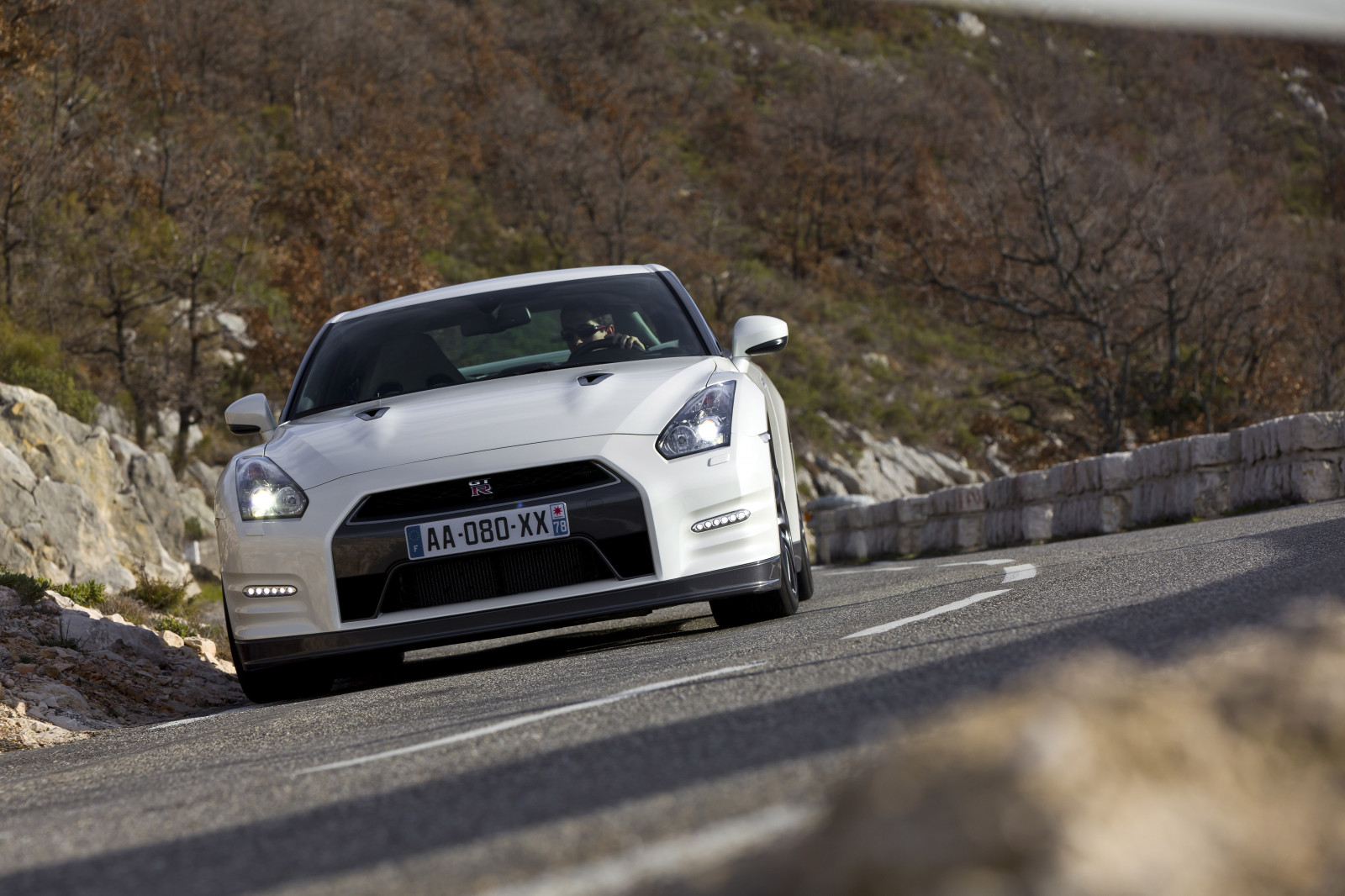 auto, vozidlo, Nissan, sportovní auto, 2013, Nissan GT R, kupé, výkon auta, netcarshow, netcar, obrázky vozidel, photo auto, kolo, GT R ​​R35, superauto, pozemní vozidla, automobilového designu, automobilový exteriér, automobil make, nárazník