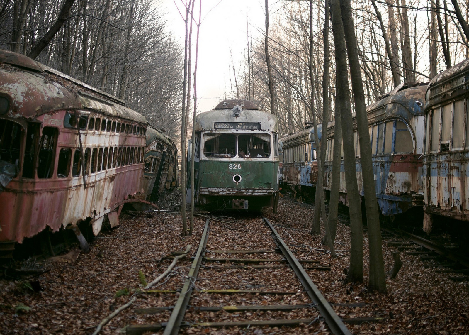 Wallpaper : abandoned, train, wreck, tram, locomotive, electricity ...