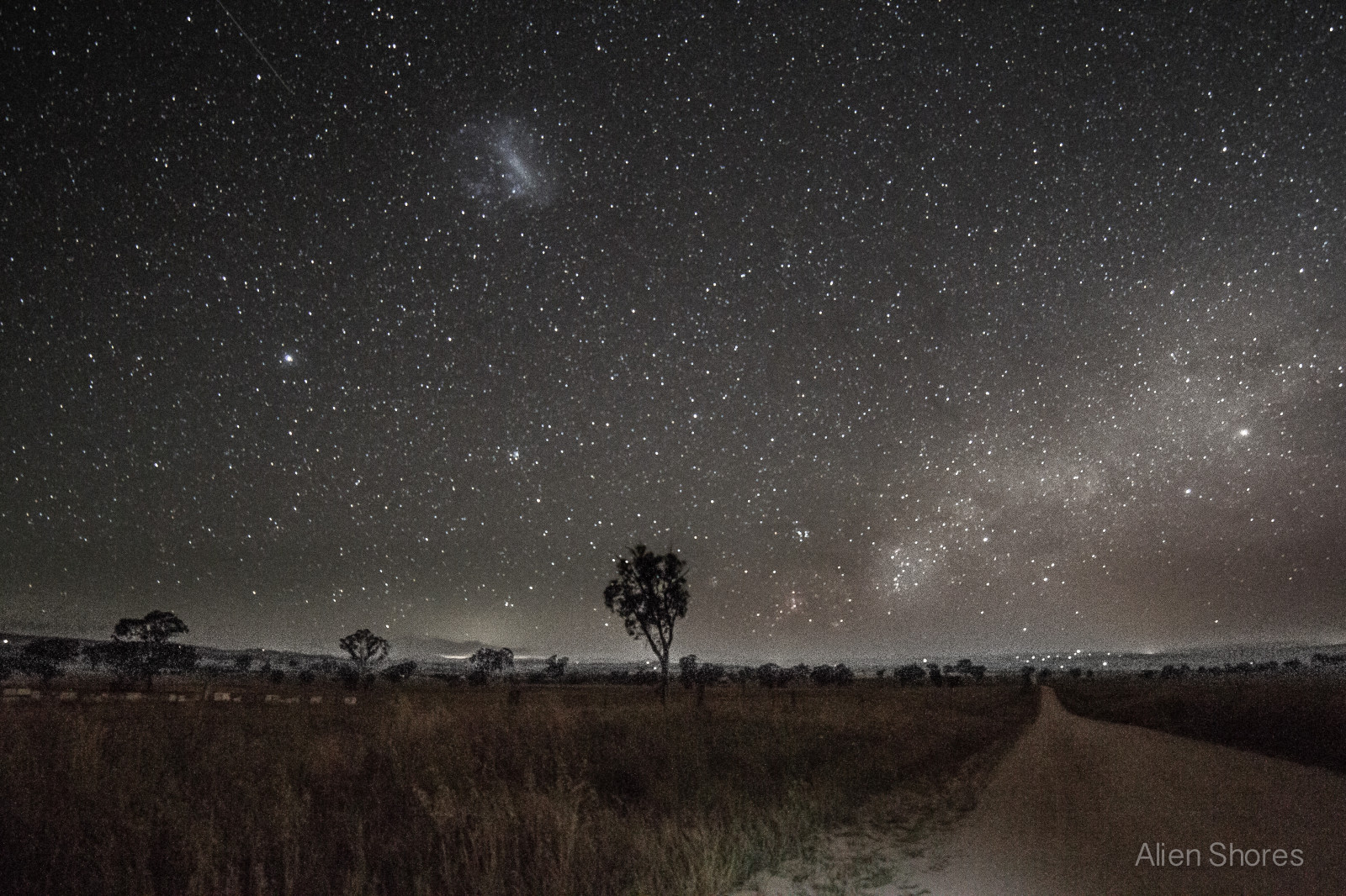 nebe, Příroda, atmosféra, noc, astronomický objekt, Atmosféra Země, tma, strom, hvězda, jev, galaxie, astronomie, krajina, půlnoc, mléčná dráha, vesmír, prostor, vesmír, počítač tapeta