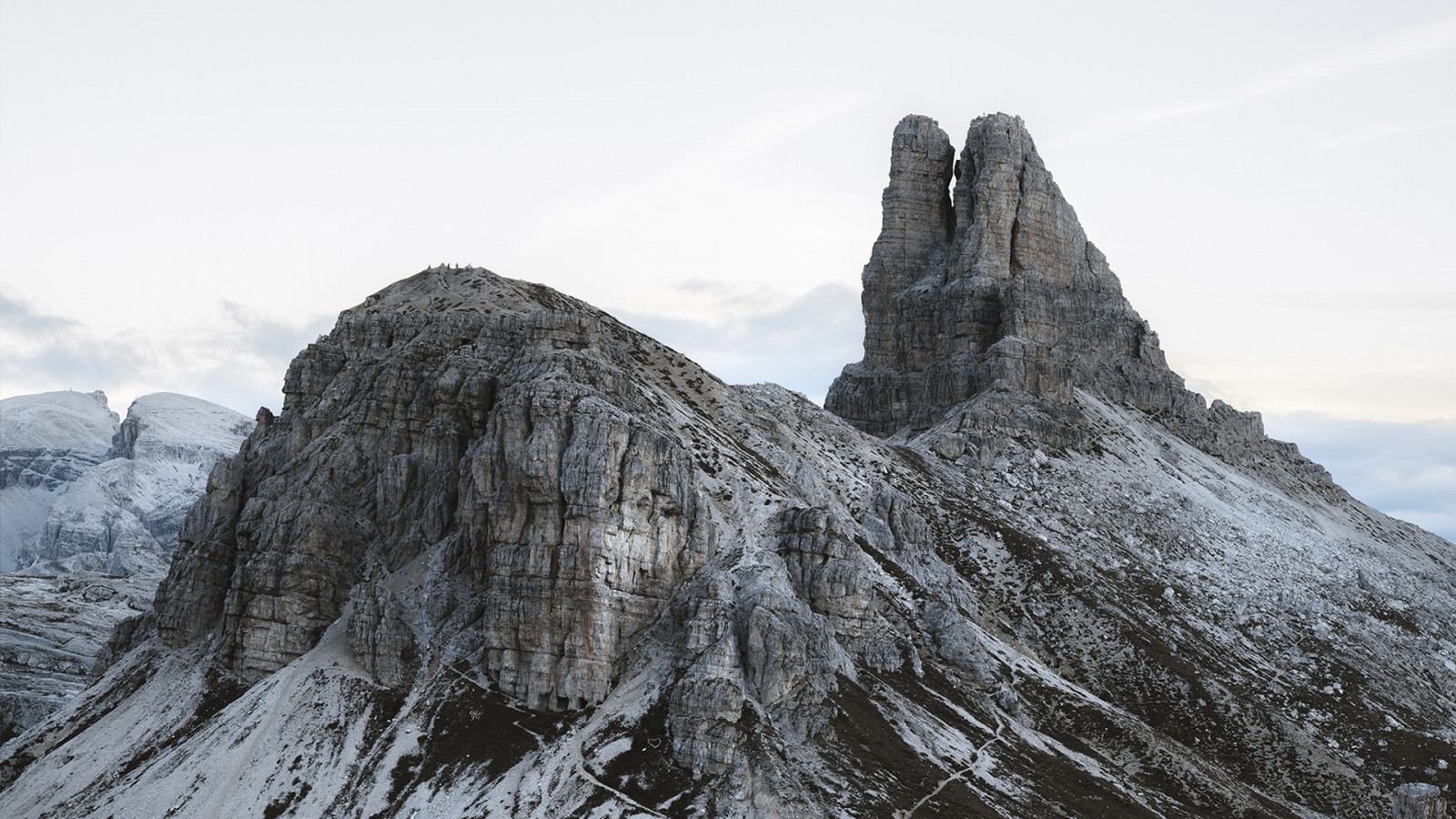 paesaggio, roccia, la neve, inverno, scogliera, natura selvaggia, Alpi, a passeggio, vertice, Formazione, cresta, Terreno, montagna, tempo metereologico, Materiale, avventura, geologia, morfologie montane, landform, catena montuosa, calanchi, alpinismo