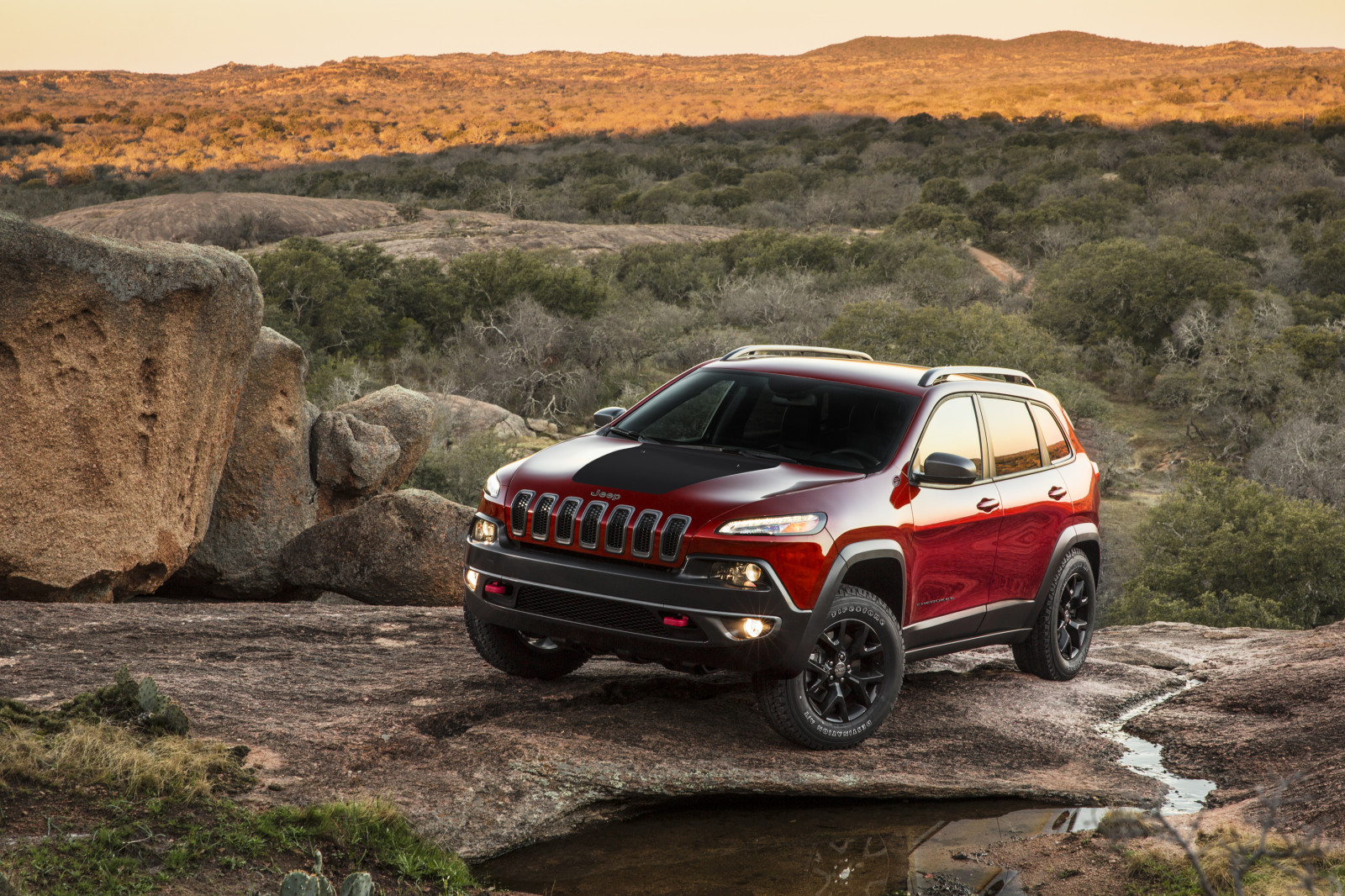 mobil, kendaraan, Jip, netcarshow, netcar, gambar mobil, foto mobil, 2016, Cherokee Trailhawk, kendaraan darat, mobil make, bumper, sport utility vehicle, roading, sport kompak utility vehicle, off road kendaraan