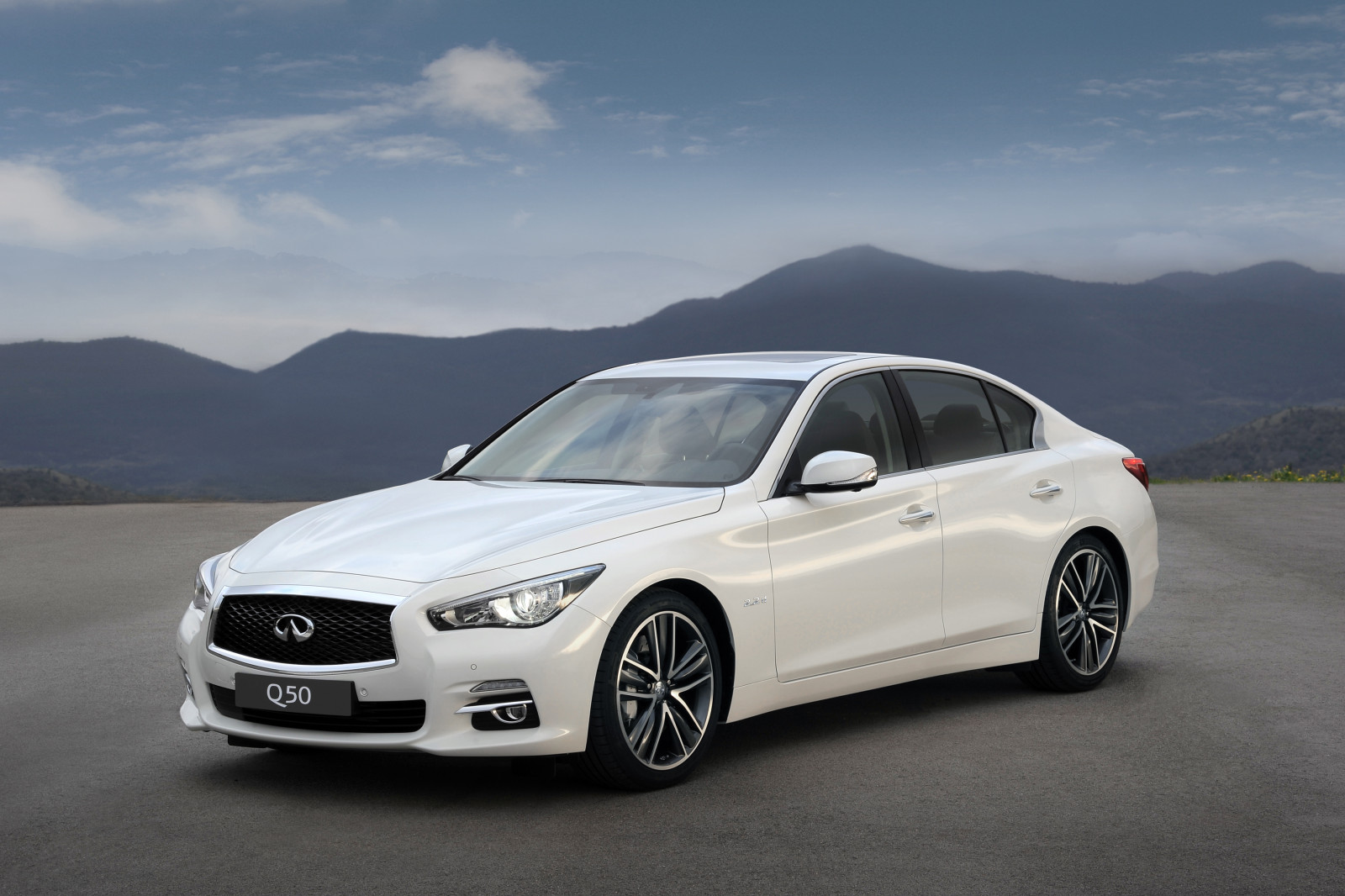 bil, køretøj, sportsvogn, 2015, Infiniti, ydeevne bil, Sedan, netcarshow, netcar, bil billeder, bil foto, udgave Q50 Europa, hjul, jord køretøj, bildesign, automotive exterior, bil make, luksus køretøj, kofanger, udøvende bil, midten størrelse bil, BMW 3-serien ift, Infiniti qx70