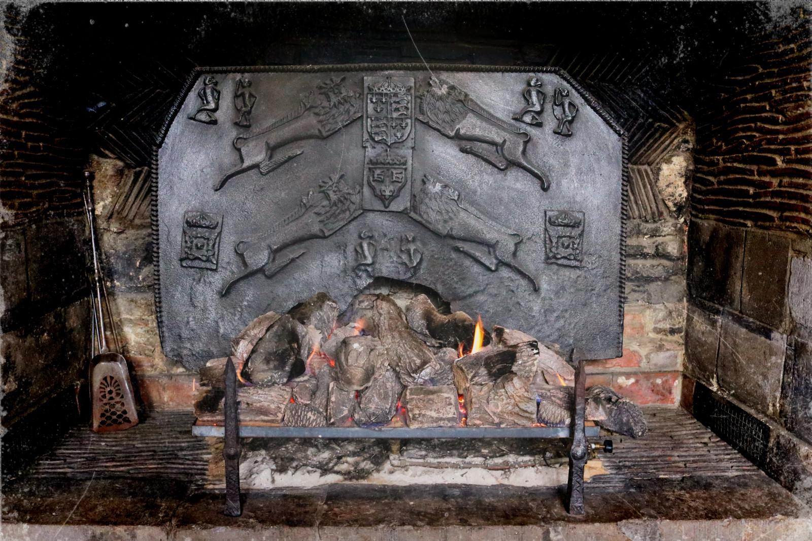 záře, plameny, krbu, Leeds Castle, krytý, teplý, protokoly, oheň, obrovský, krb