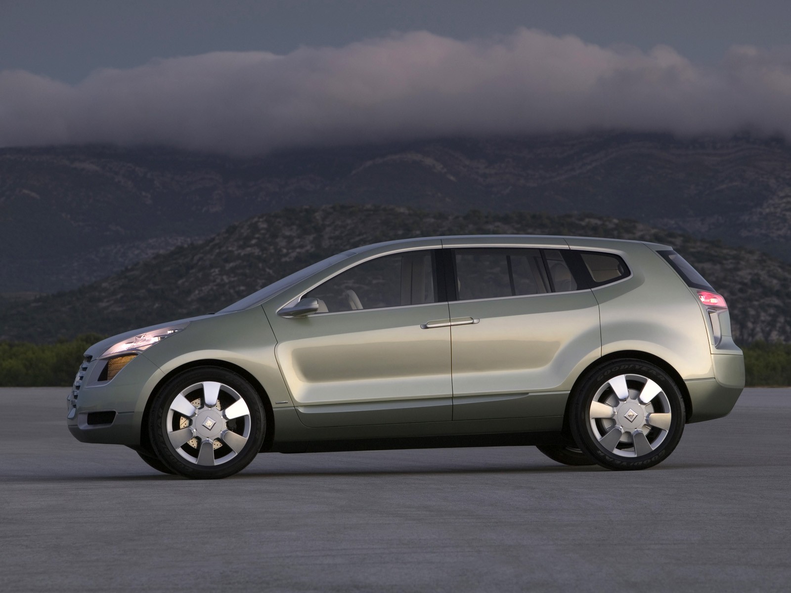 bil, køretøj, GMC, 2013, Sedan, netcarshow, netcar, bil billeder, bil foto, Sequel koncept, hjul, jord køretøj, bildesign, automotive exterior, bil make, kompakt bil, crossover sUV, sport utility køretøj, Mazda CX 7