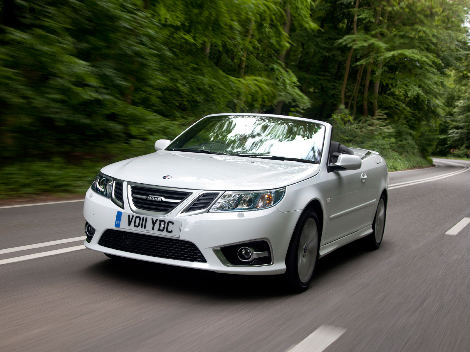 auto, vozidlo, saab, limuzína, Saab 9 3, netcarshow, netcar, obrázky vozidel, photo auto, 2011, kolo, Verze 9 3 Griffin kabrioletu Aero UK, pozemní vozidla, automobilového designu, automobilový exteriér, automobil make, luxusní vůz, rodinný vůz, nárazník, kompaktní vůz, výkonné auto, střední velikost auta, v plné velikosti vůz, Saab Automobile, saab 9 4x