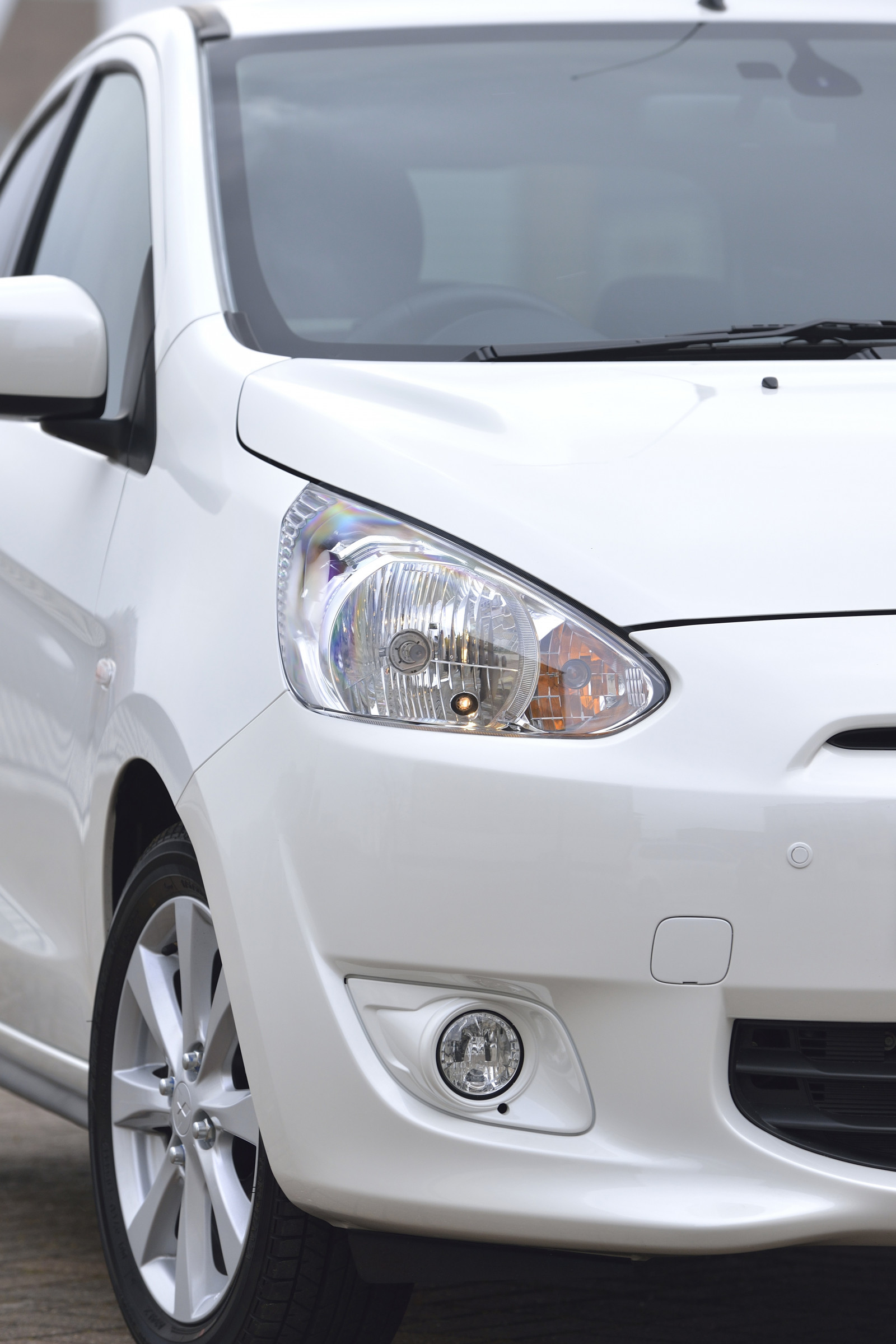 auto, vozidlo, mitsubishi, limuzína, netcarshow, netcar, obrázky vozidel, photo auto, 2014, verze Mirage UK, pozemní vozidla, automobilový exteriér, automobil make, nárazník, kompaktní vůz, městské auto, subcompact auto