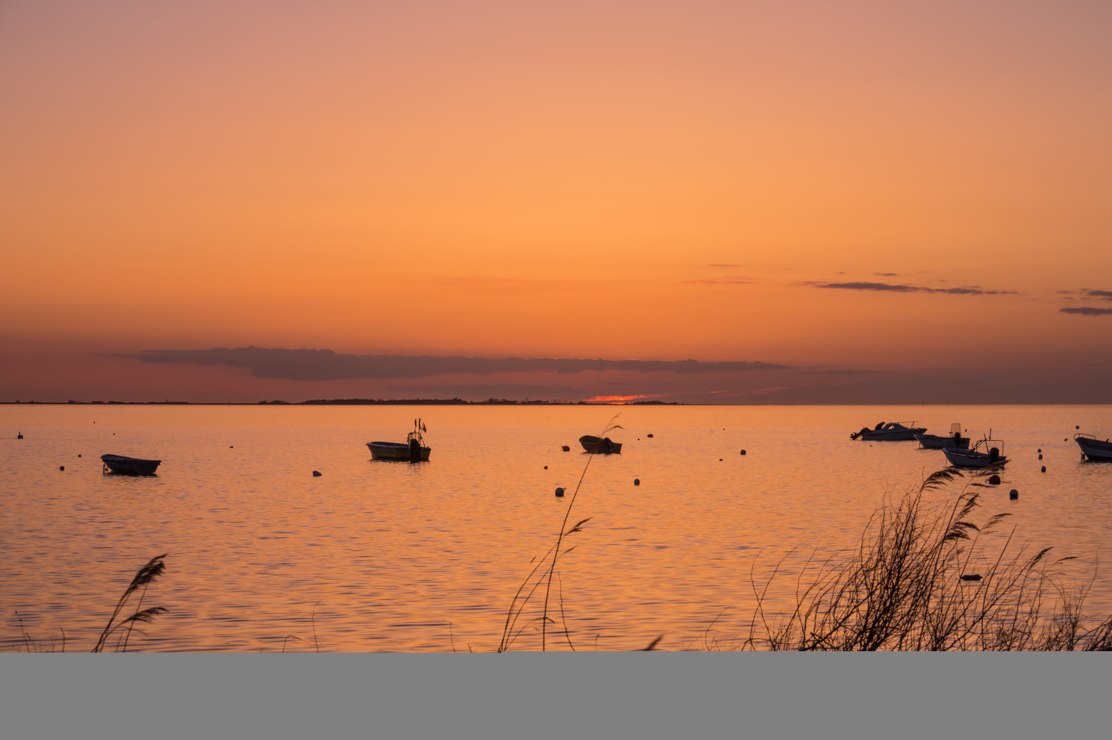båt, solnedgang, hav, bukt, vann, shore, speilbilde, himmel, Strand, soloppgang, kveld, morgen, kyst, Sol, horisont, skumring, soloppgang, hav, himmel, solnedg ng, vatten, fiskehoddorna, hav, b t, h llviken, atmosfærisk fenomen, etterglød