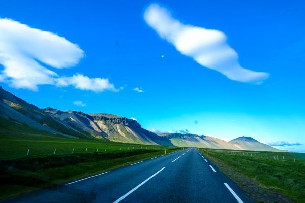 road,marking,mountains,sky