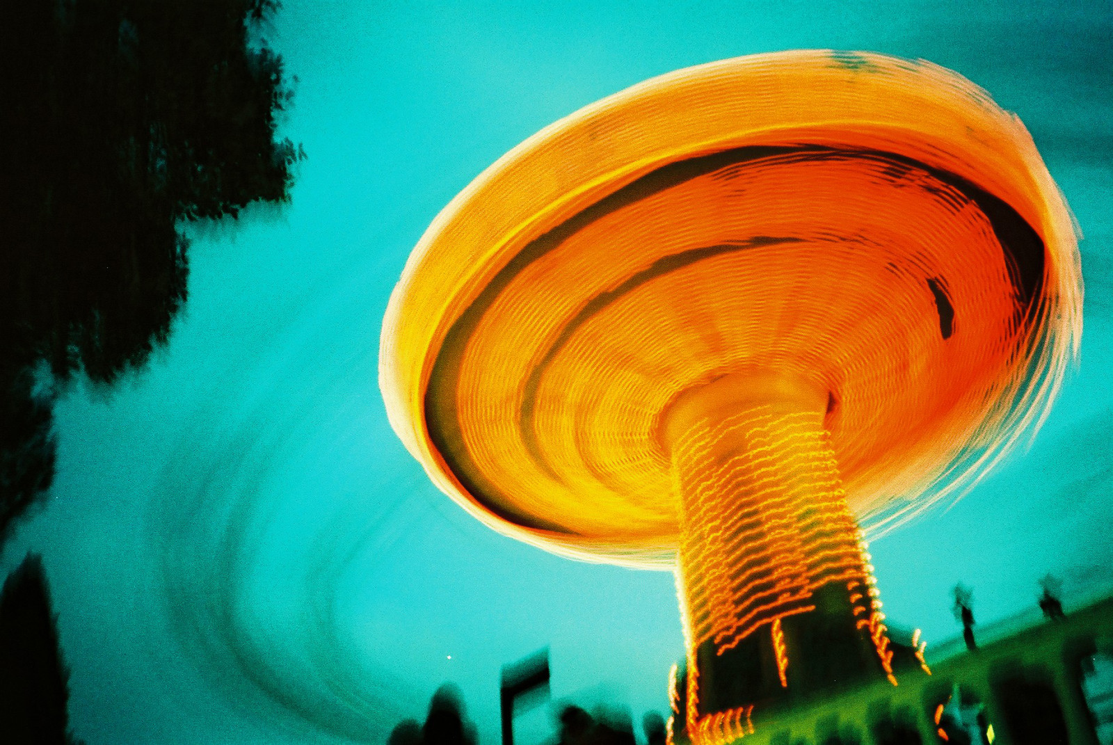Barcelona, longexposure, 35MM, XPRO, crossprocessed, procesocruzado, olympusxa2, 100asa, Tibidabo, analog, C41, largaexposicion, agfactprecisa