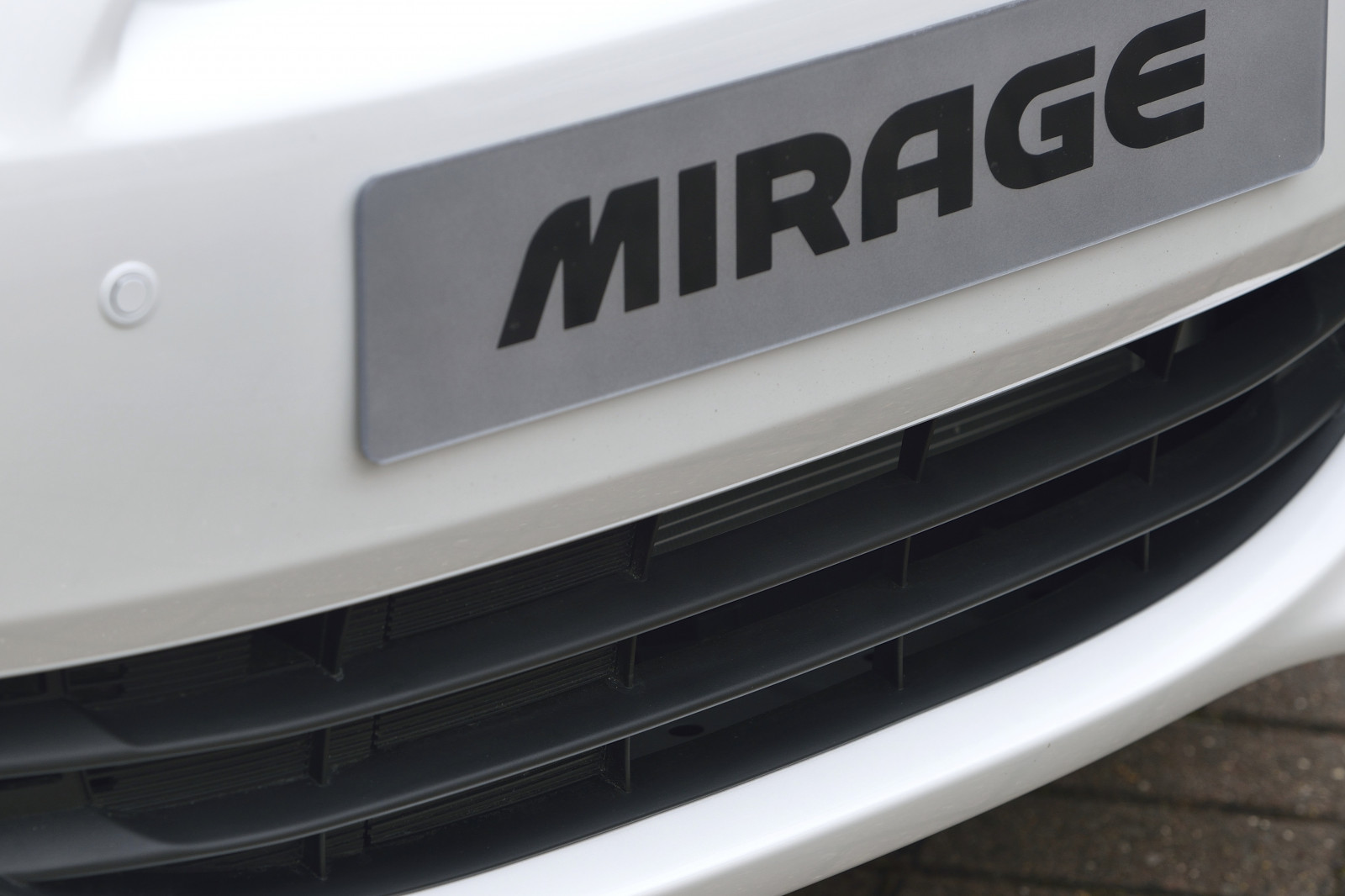 bil, køretøj, sportsvogn, dæk, Mitsubishi, rat, netcarshow, netcar, bil billeder, bil foto, 2014, hjul, Mirage britiske version, kant, superbil, automotive exterior, bil make, familie bil, kofanger, automotive dæk, gitter, nummerplade, auto del