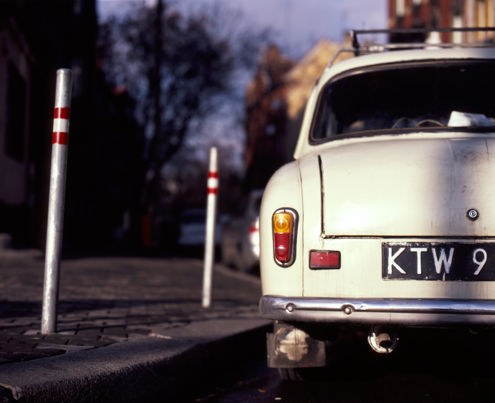 auto, motorové vozidlo, vozidlo, automobilového designu, momentka, klasický, automobilový exteriér, veteránem, střední velikost auta, kompaktní vůz, rodinný vůz