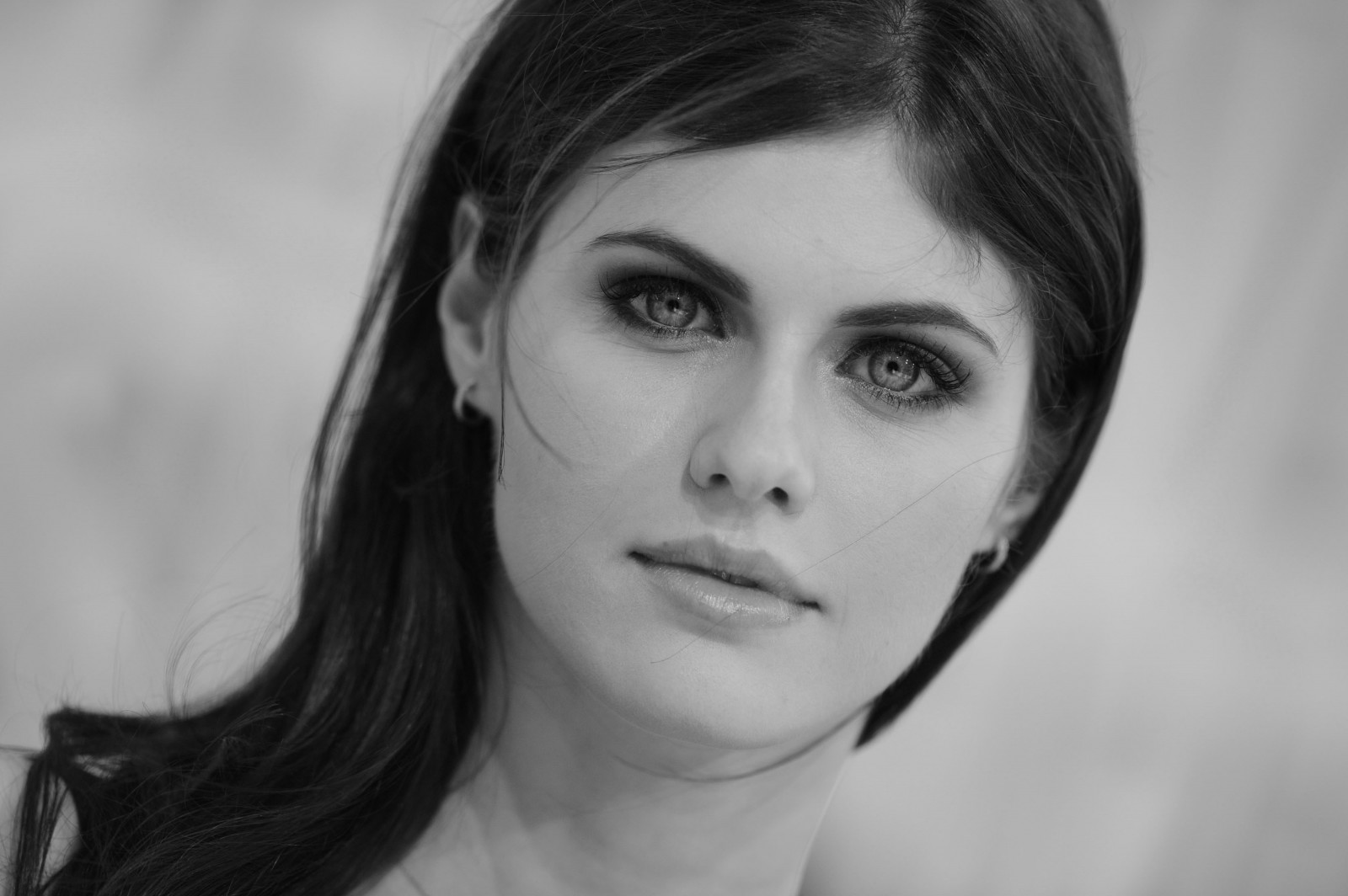 Wallpaper Alexandra Daddario, monochrome, women, face, model