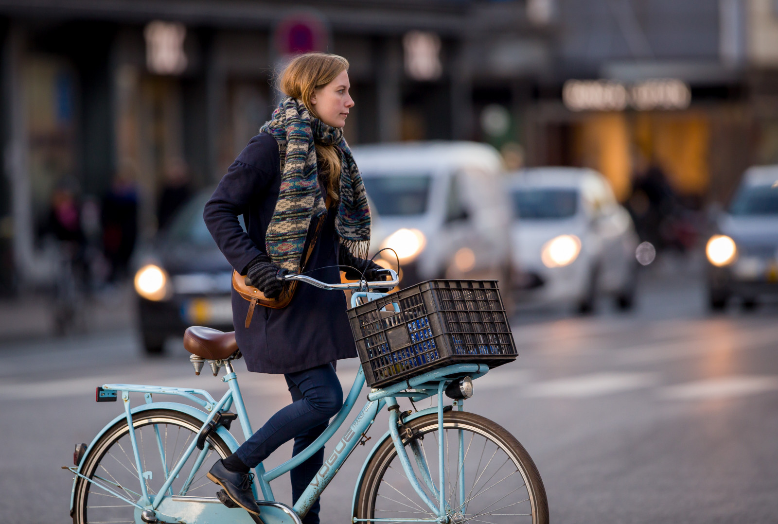 Accessorize, bici, bicicleta, bicicletta, Biciclette, bicicletta, bicicletta, Bikehaven, bike, Copenhagen, Copenhagenbikehaven, Copenhagencyclechic, Copenhagencycleculture, Copenhagenize, ciclo, Cicchiccio, Ciclica cultura, ciclista, cykel, Cyklisme, Danimarca, Fahrrad, moda, fiets, persone, vogatore, strada, sykkel, Velo, Velofashion, Frederiksberg, capitalregionofdenmark, dk