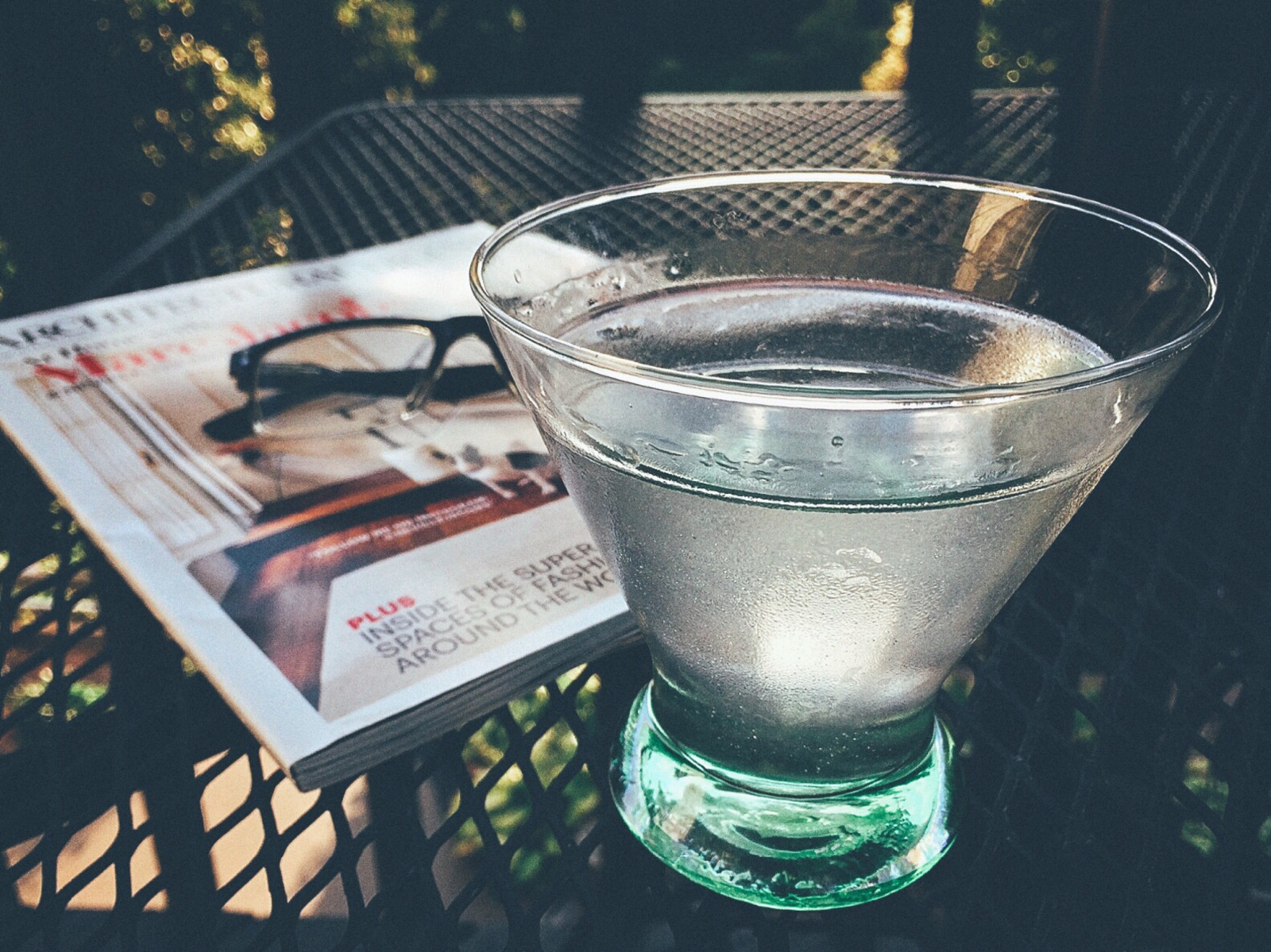 Wallpaper : Martini, cocktail, magazine, glasses 2700x2024