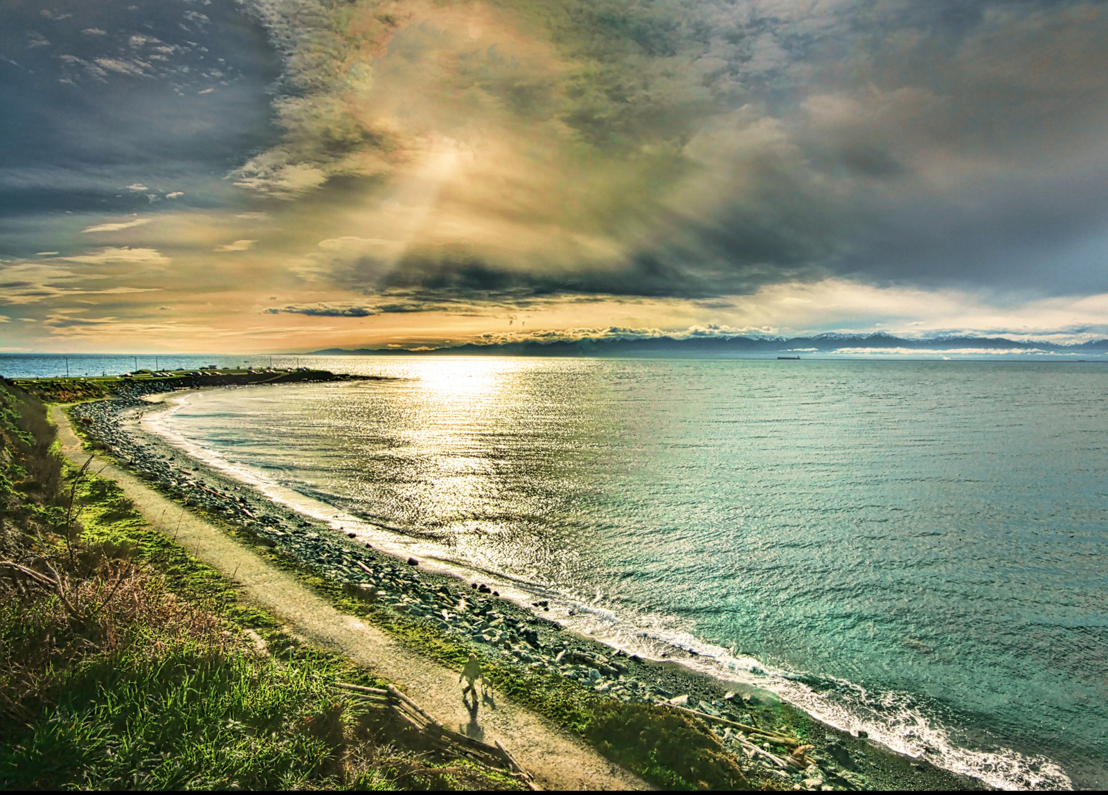 sollys, landskab, Photoshop, hav, by, Bugt, vand, kyst, afspejling, græs, himmel, skyer, strand, berolige, Turisme, aften, morgen, bølger, kyst, Sol, HDR, horisont, atmosfære, Canada, sommer, canadisk, Rolige, Bank, fred, sunburst, pacific, Surf, Sky, stråler, rejse, gå, daggry, ocean, bølge, bc, sti, bugt, rolig, reservoir, professionel, theunforgettablepictures, national geografi, Photomatix, billedsprog, topazadjust, magicunicornverybest, highdynamicrange, Vancouver Island, yourwonderland, redmatrix, zedzap, victoriabc, hqphotography, JamesBay, computer tapet, juandefuca, Salish, meteorologisk fænomen, Fairfield, sigma10, georgiastrait