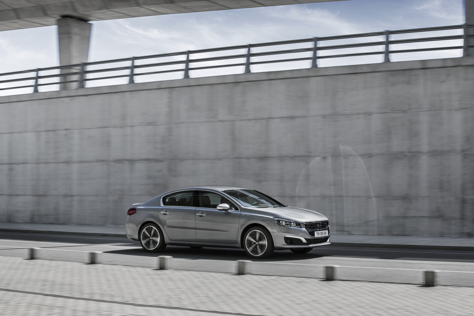 bil, BMW, køretøj, 2015, Peugeot, Sedan, netcarshow, netcar, bil billeder, bil foto, hjul, 508, jord køretøj, bildesign, bil make, luksus køretøj, familie bil, udøvende bil