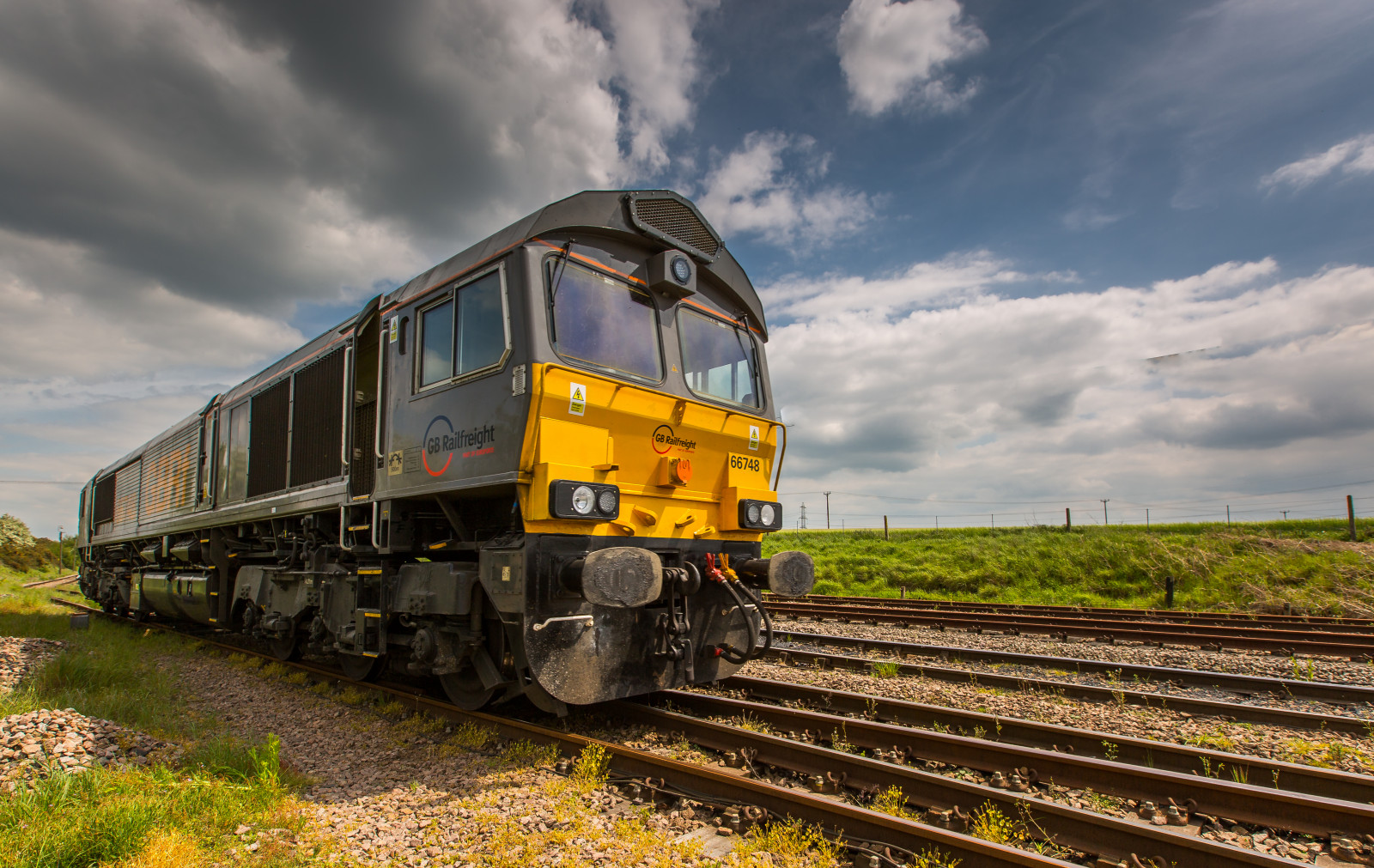 vozidlo, mraky, vlak, Kánon, Slunný, prsa, britský, doprava, lokomotiva, těžit, hornictví, jáma, široký úhel, kolejnice, flickr, Sluneční svit, sexy, kůlna, modrá obloha, dráha, uhlí, eos, 5diii, zatažený den, MILF, ilobsterit, 5D3, horníků, spring2014, přední strana, 1635, pozemní vozidla, železniční doprava, kolejová vozidla, železniční vůz, slunečný den, British Rail, NetworkRail, Nottinghamshire, class66, Uwa, signalbox, gbrf, jáma, Thoresby, Edwinstowe, 66748, thoresbycolliery, may2014