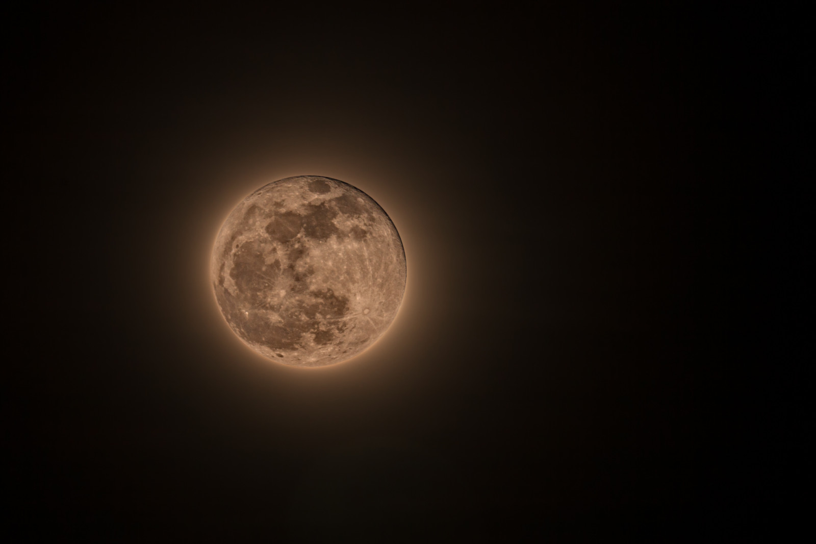 Měsíc, atmosféra, nebe, astronomický objekt, noc, Atmosféra Země, úplněk, jev, během dne, počítač tapeta, tma, měsíční svit, nebeská událost, prostor, půlnoc, koule, vesmír, planeta