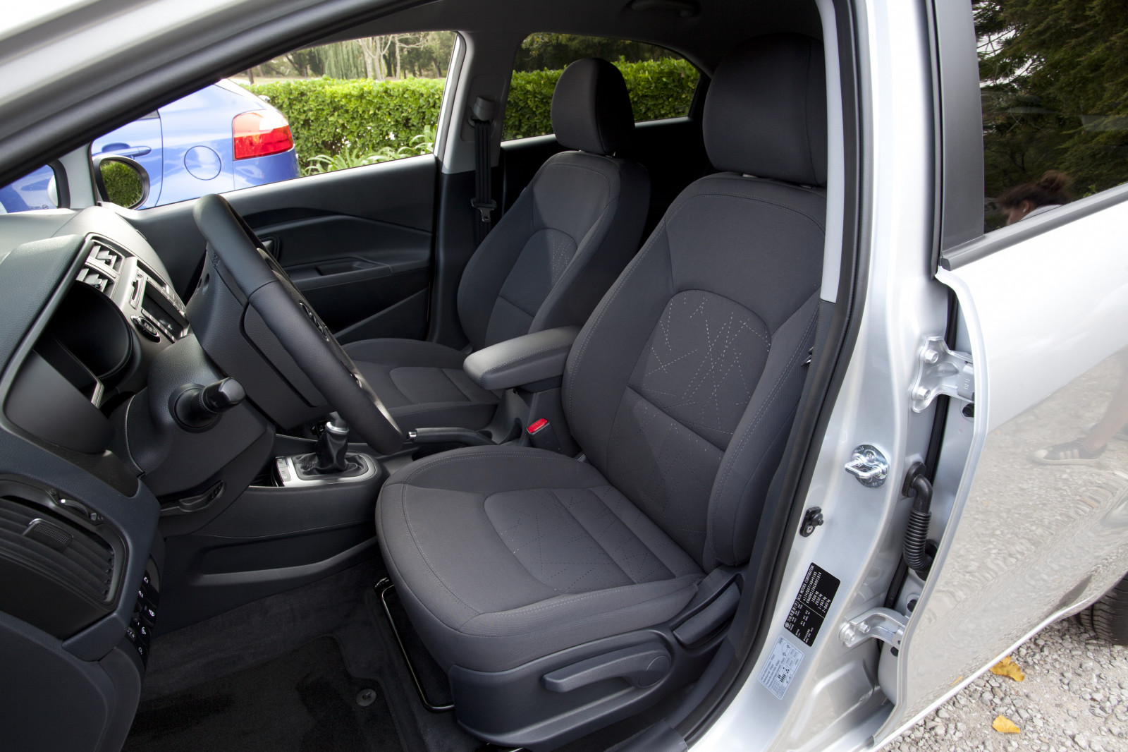 รถ, ยานพาหนะ, 2013, ซีดาน, Kia, netcarshow, netcar, ภาพรถยนต์, ภาพรถ, ริโอ, ยานพาหนะบก, รถยนต์ทำ, รถครอบครัว, รถกะทัดรัด, รถเมือง, รถ subcompact, รถขนาดกลาง, hatchback, peugeot 308