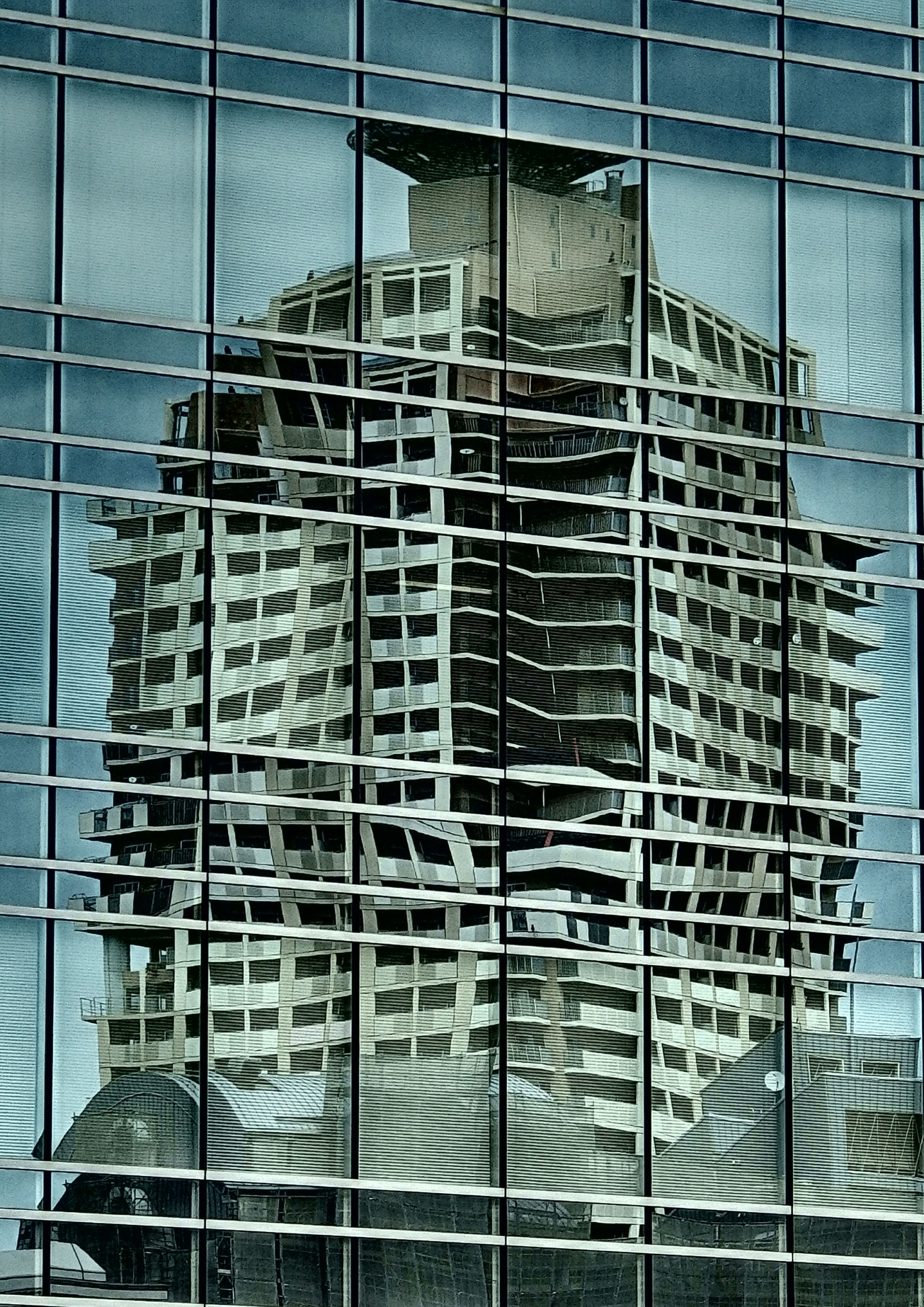 okno, architektura, budova, symetrie, mrakodrap, sklenka, kov, schody, Vzhled interiéru, struktura, lešení, design, fasáda, urban area, panelový dům, Žaluzie okna