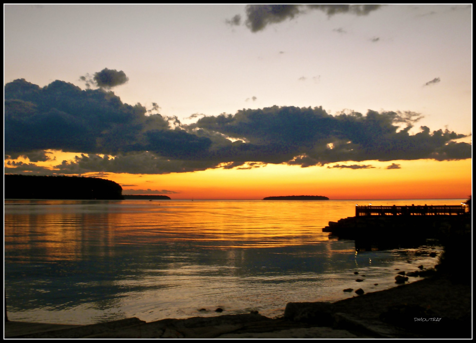 sunlight, sunset, sea, bay, nature, shore, reflection, sky, beach, sunrise, evening, morning, coast, horizon, dusk, Wisconsin, 2010, cloud, dawn, saariysqualitypictures, ocean, abigfave, theunforgettablepictures, ourmasterpieces, flickrphoto, doorcounty, flickrclassique, afterglow, theunforgettablepicture, ephriam