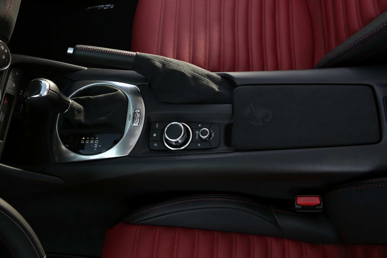 auto, vozidlo, sportovní auto, volant, limuzína, Abarth, netcarshow, netcar, obrázky vozidel, photo auto, 2016, 124 spider, superauto, pozemní vozidla, automobilového designu, automobilový exteriér, automobil make, luxusní vůz, rodinný vůz, výkonné auto, sportovní užitkové vozidlo