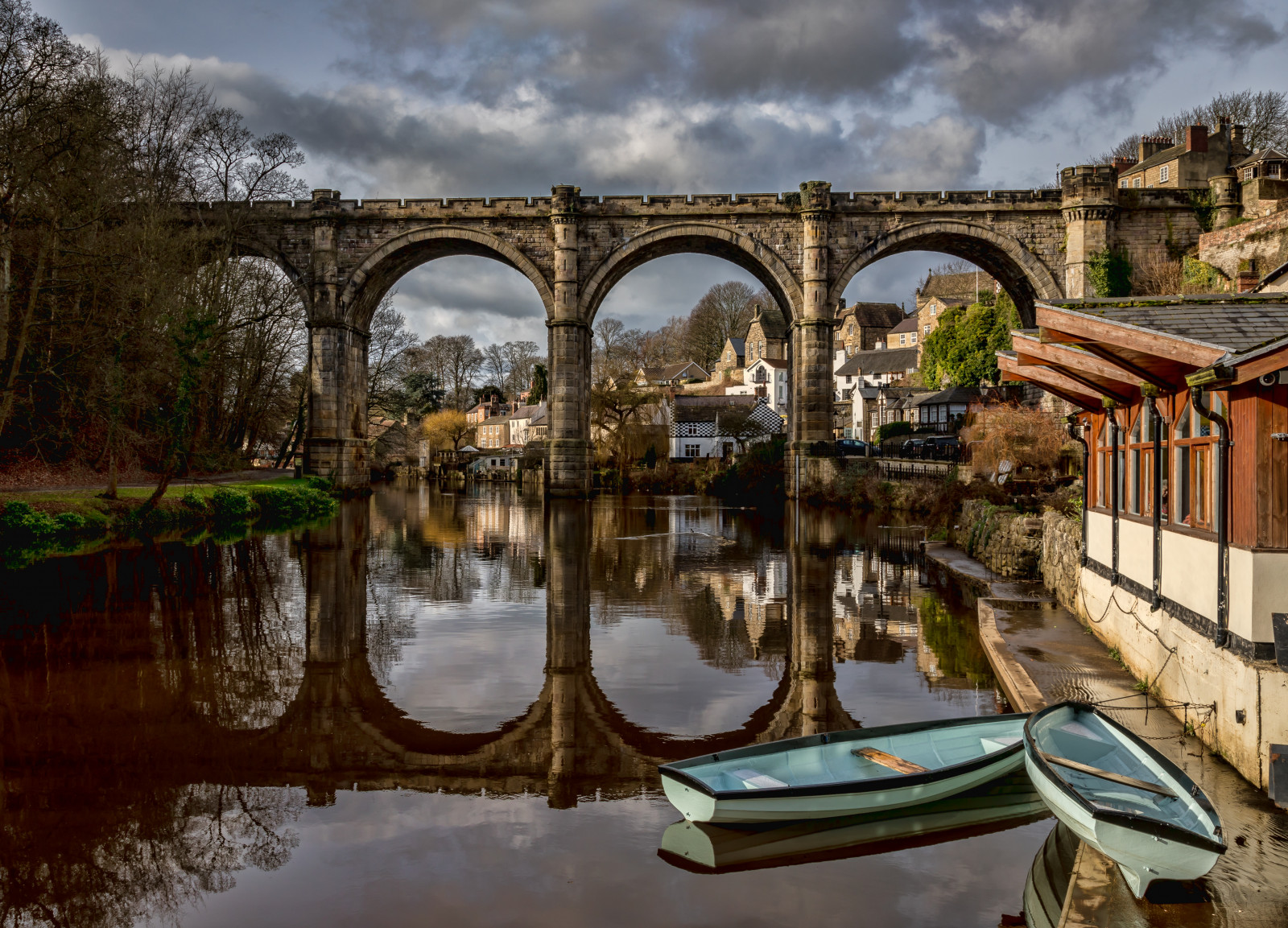 wallpaper-knaresborough-viaduct-nidd-river-reflection-bridge