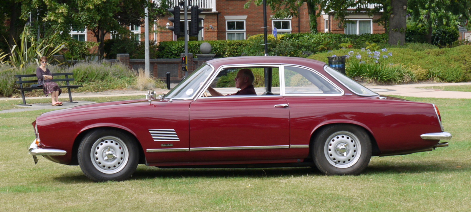 auto, vozidlo, sportovní auto, klasická auta, Konvertibilní, limuzína, netcarshow, netcar, obrázky vozidel, photo auto, 1963, Gordon, Keeble, pozemní vozidla, automobil make, kompaktní vůz, starožitný auto, výkonné auto, alfa romeo kupé řady 105, Alfa Romeo 2000