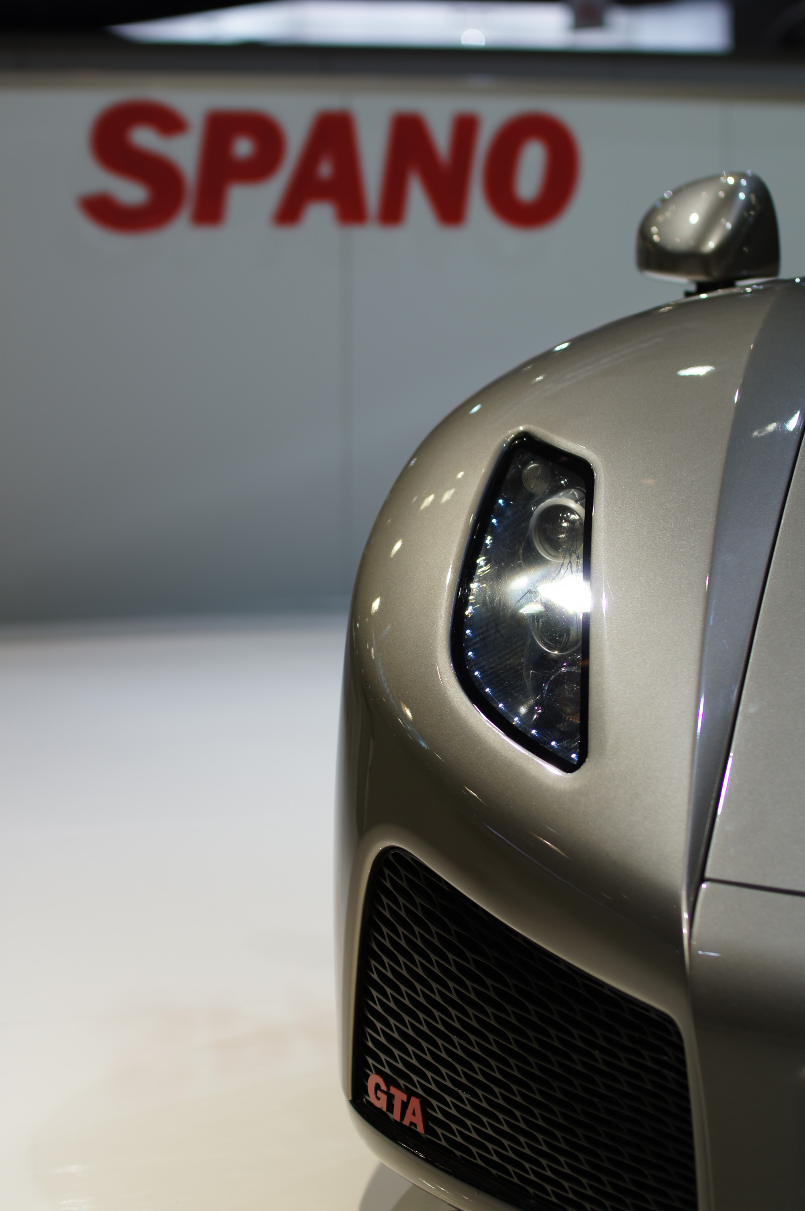 auto, vozidlo, sportovní auto, Bugatti, Bugatti Veyron, 2012, netcarshow, netcar, obrázky vozidel, photo auto, GTA, Spano, kolo, superauto, pozemní vozidla, automobilového designu, automobilový exteriér, závodní auto, automobil make, model auta, luxusní vůz, auto show