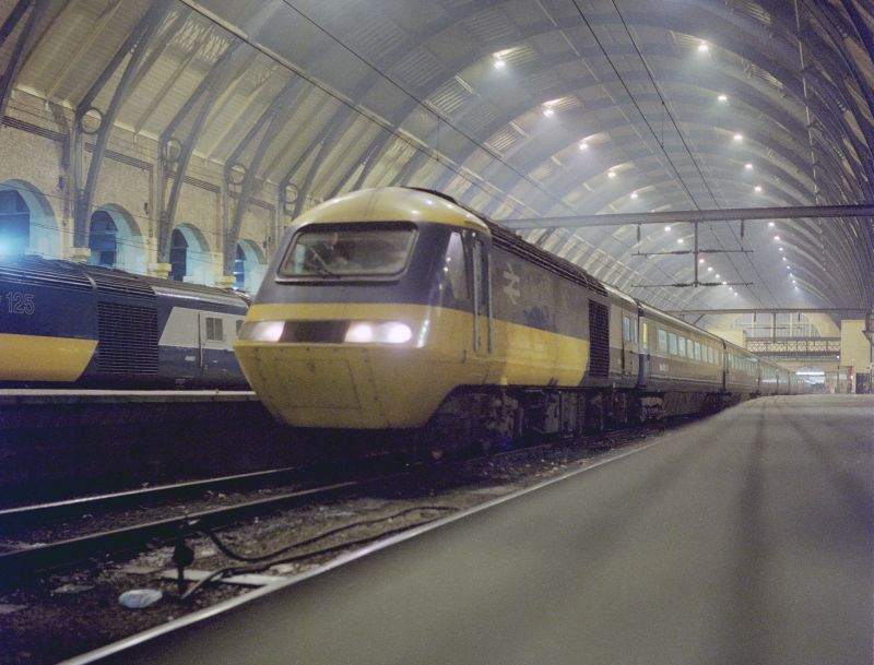 hst, Class43, Intercity125, Ic125, kingscross, vysokorychlostní vlak hst, Class43, Intercity125, Ic125, kingscross, vysokorychlostní vlak
