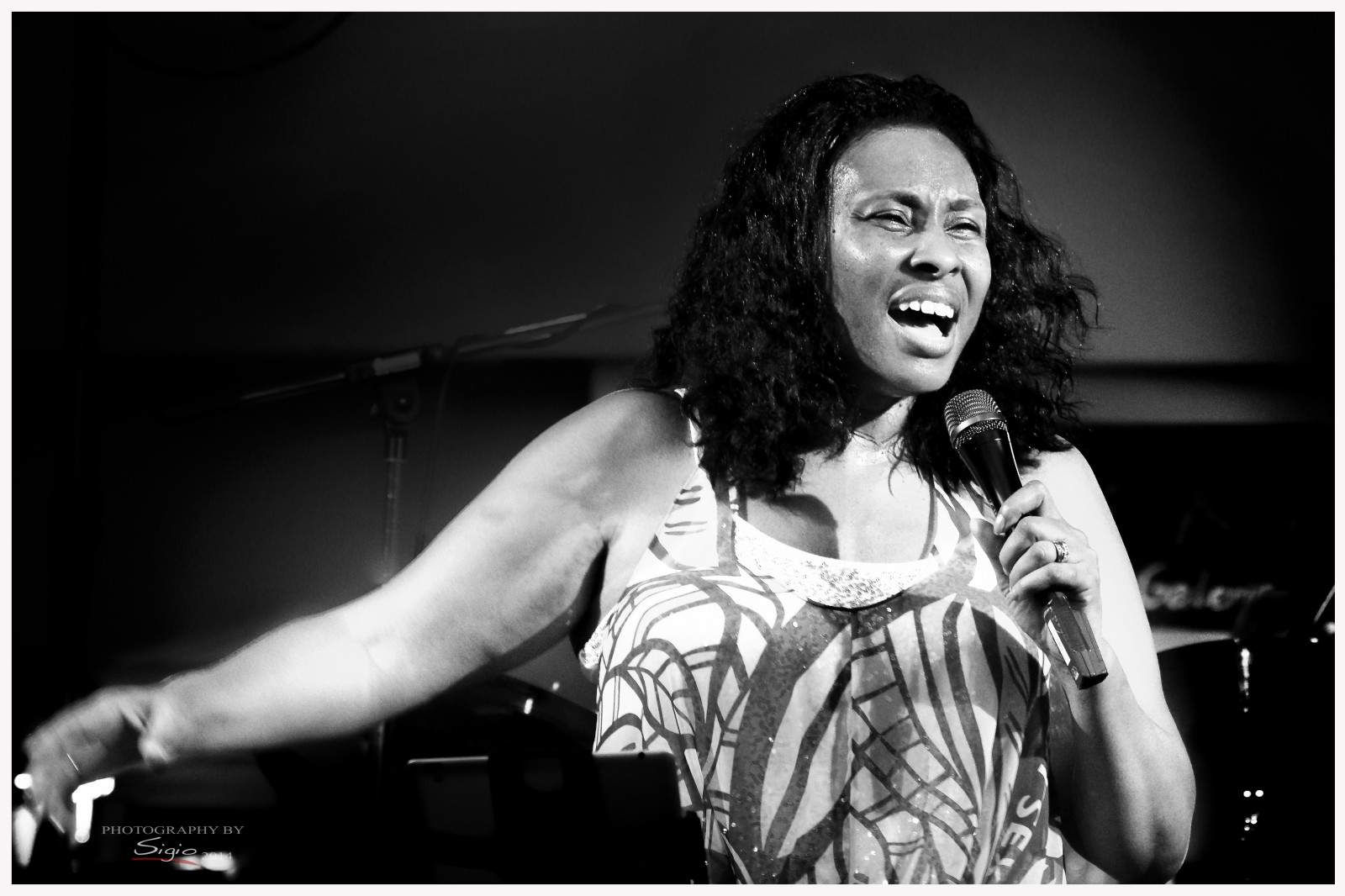 bílý, Černá, černobílý, model, fotografování, hudba, zpěvák, kapela, Nikon, kytarista, zpěv, Džem, 24120, Černá bílá, Duše, fotografie, show, D800, Černý a bílý, monochromatické fotografování, portrétní fotografie, focení, deluxe, jamdeluxe